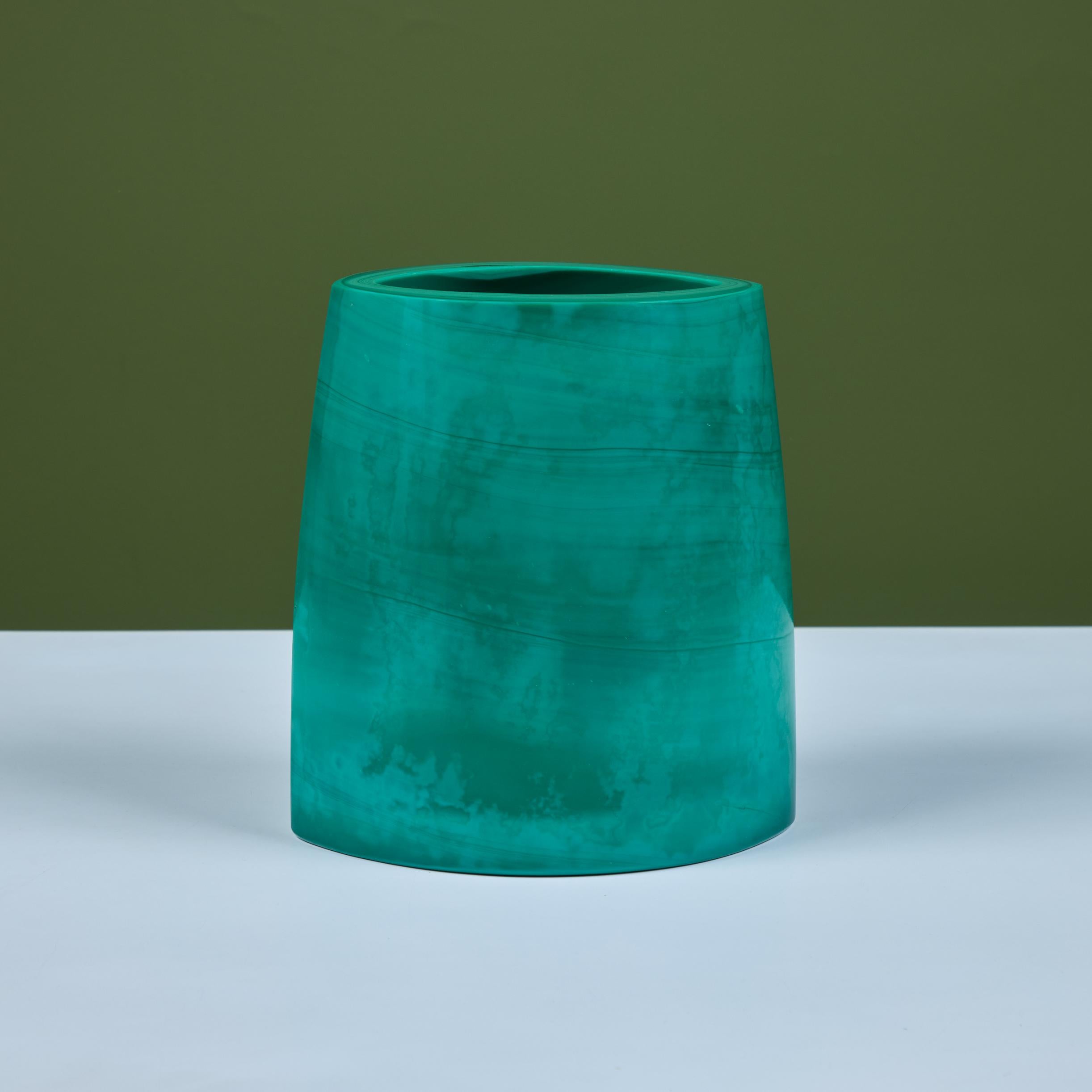 Robert Kuo Green Peking Glass Vase 3