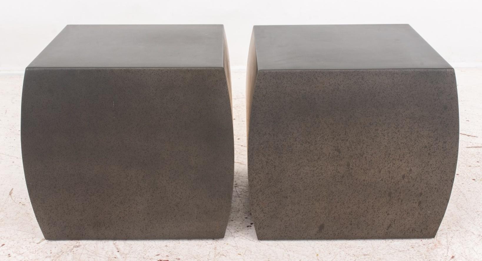 Pair of Robert Kuo (Chinese-American, born 1946) manner metal square end tables, apparently unsigned.

Dimensions: Each: 18.5