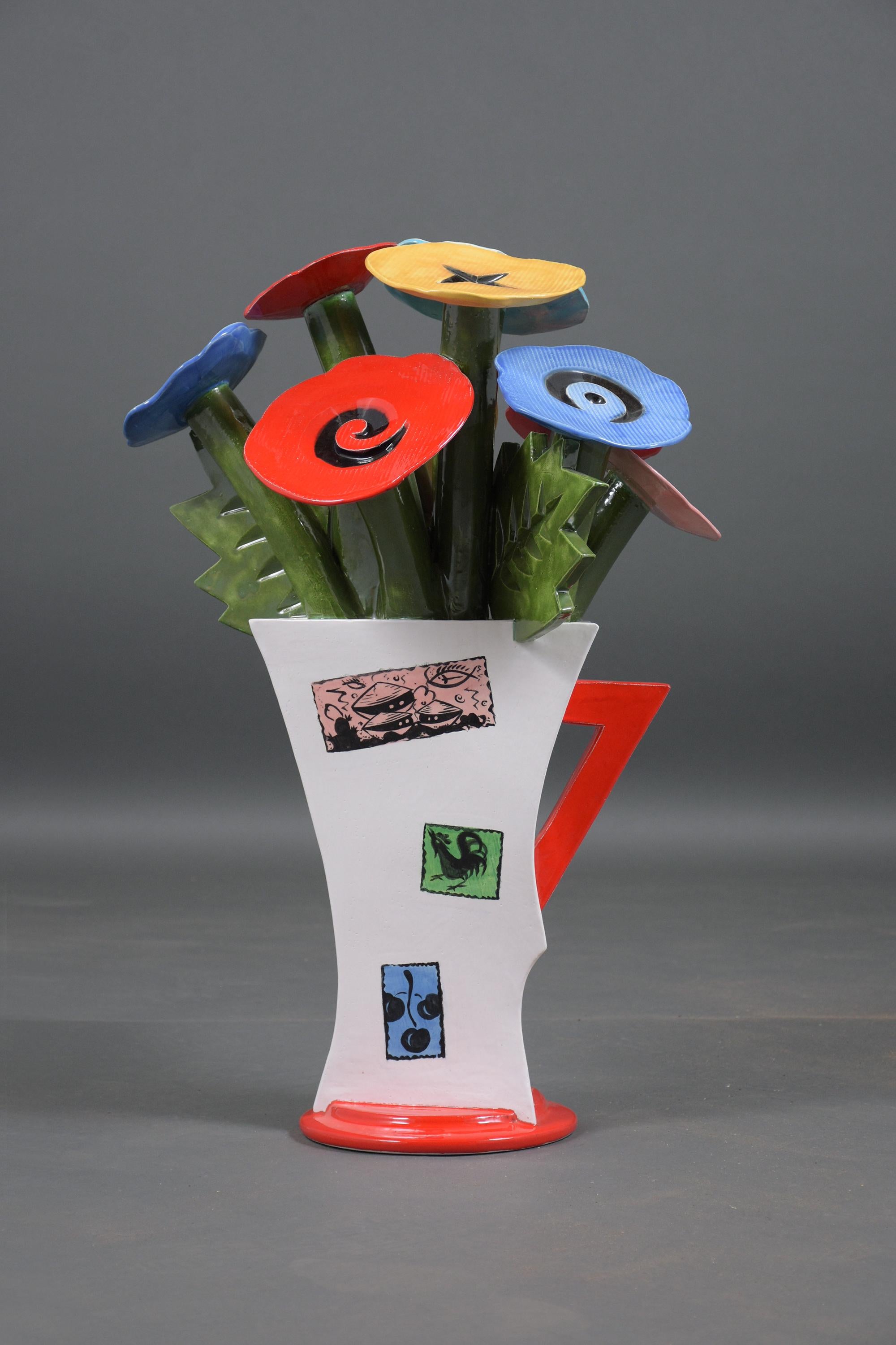 Keramikvase mit Blumen von Robert Kvenild 1