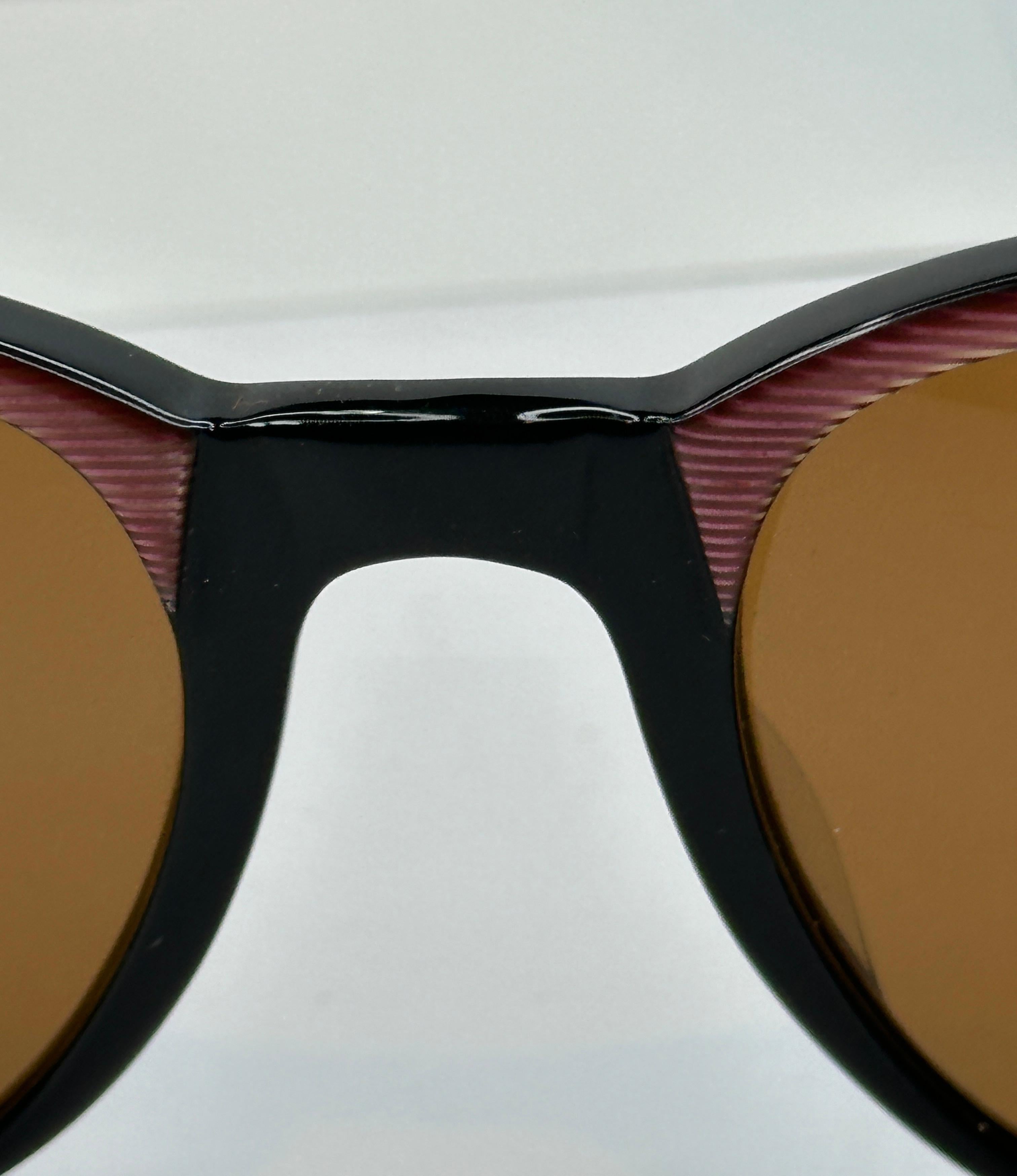 Robert La Roche Black Accented with Raspberry Lucite & Gold Hardware Sunglasses In Good Condition In New York, NY