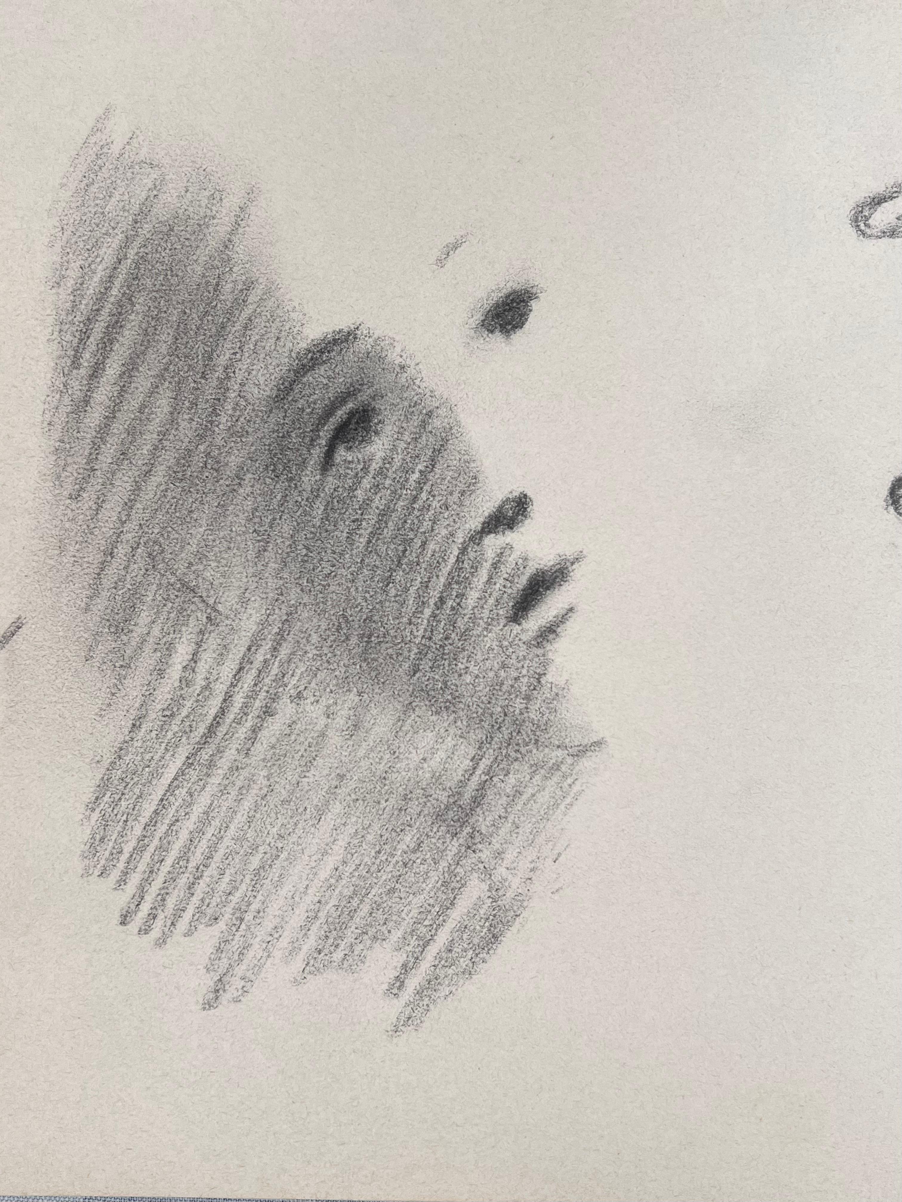 Esquisse au crayon flou d'un visage et de mains Oeuvre d'art originale française - Painting de Robert Ladou