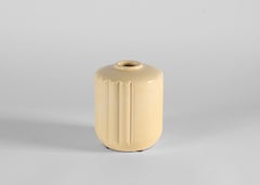 Robert Lallemant, vase côtelé de couleur crème, France, vers 1930