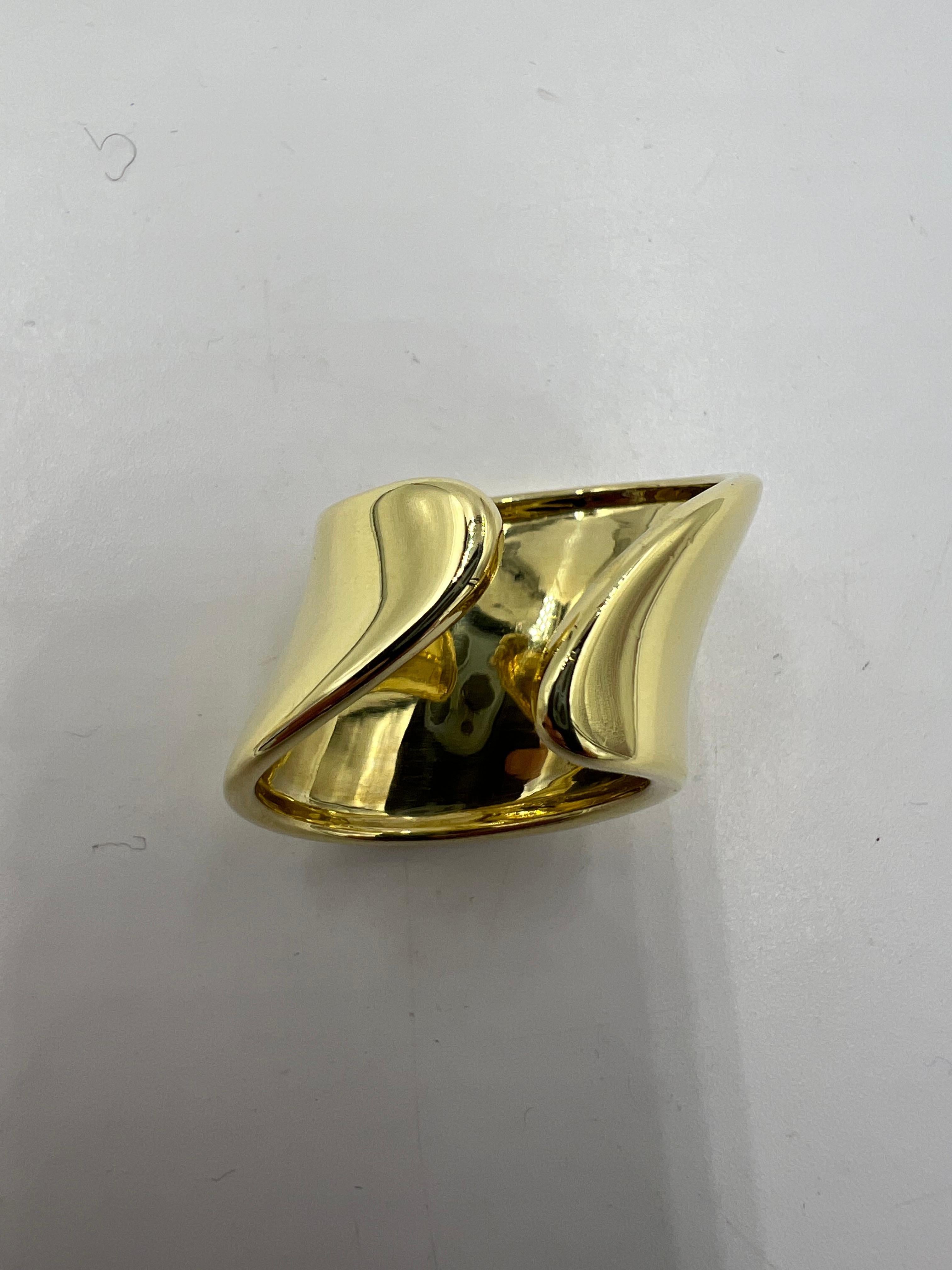 Robert Lee Morris 18K Gelbgold skulpturale breite Band im Angebot 2