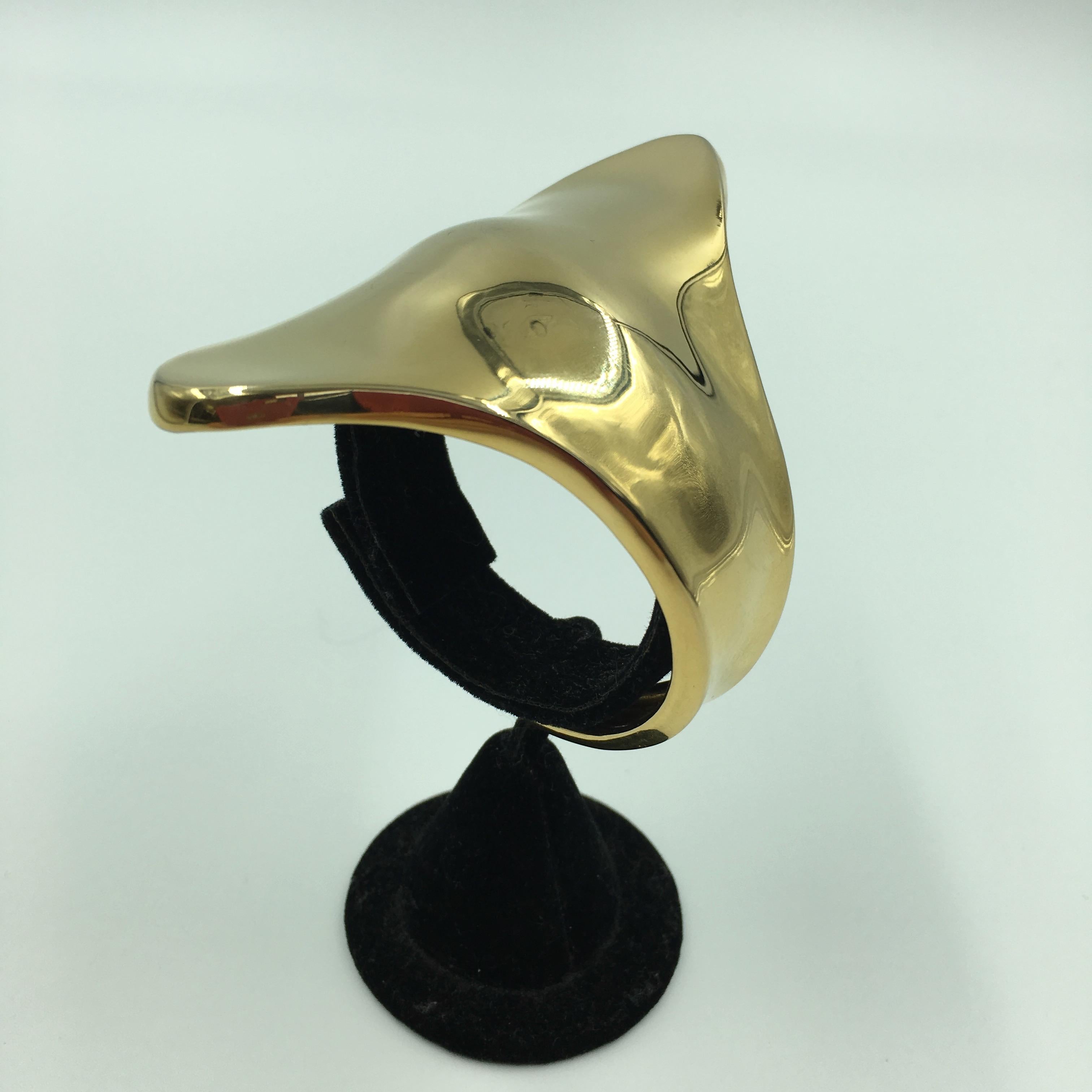 Robert Lee Morris, manchette d'art en plaqué or 24 carats Unisexe en vente