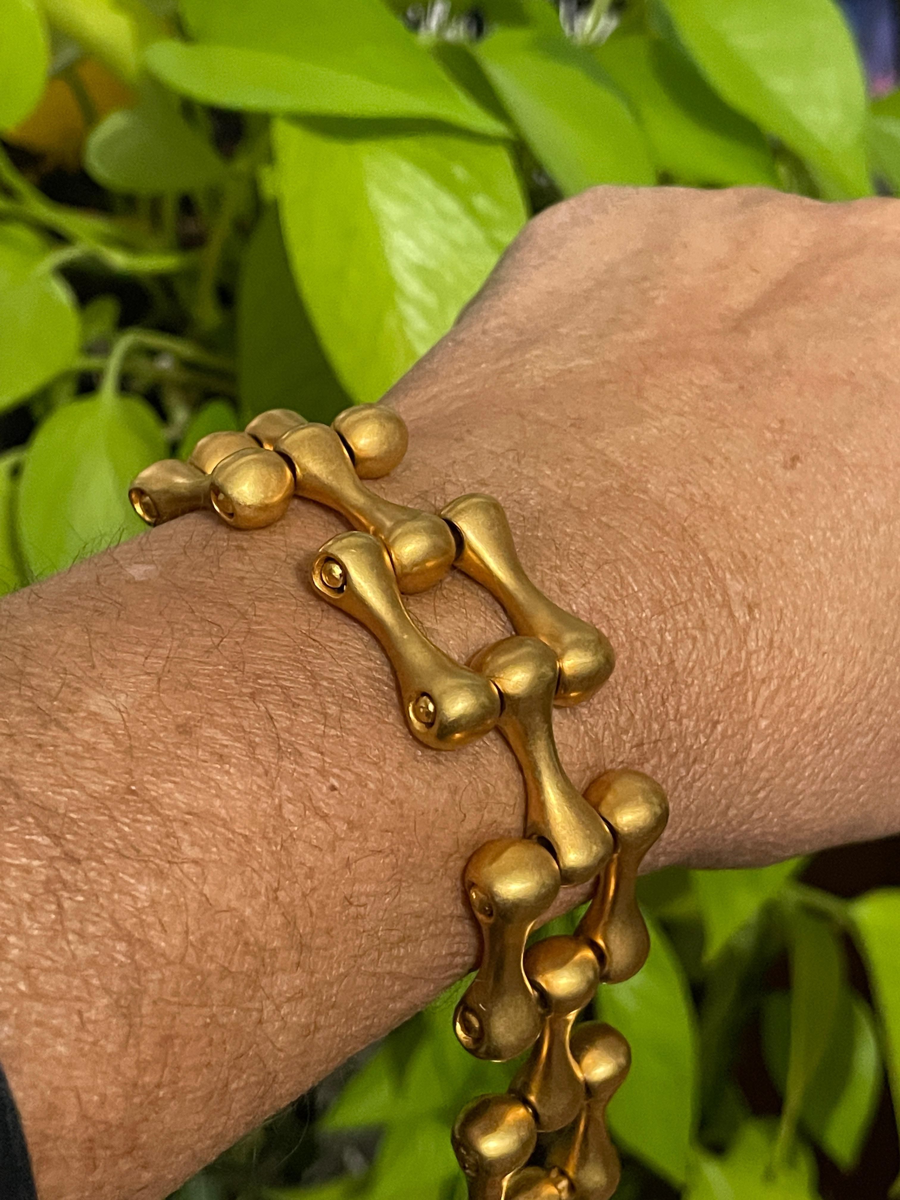 Robert Lee Morris Gold bone link bracelet 1990s For Sale 1