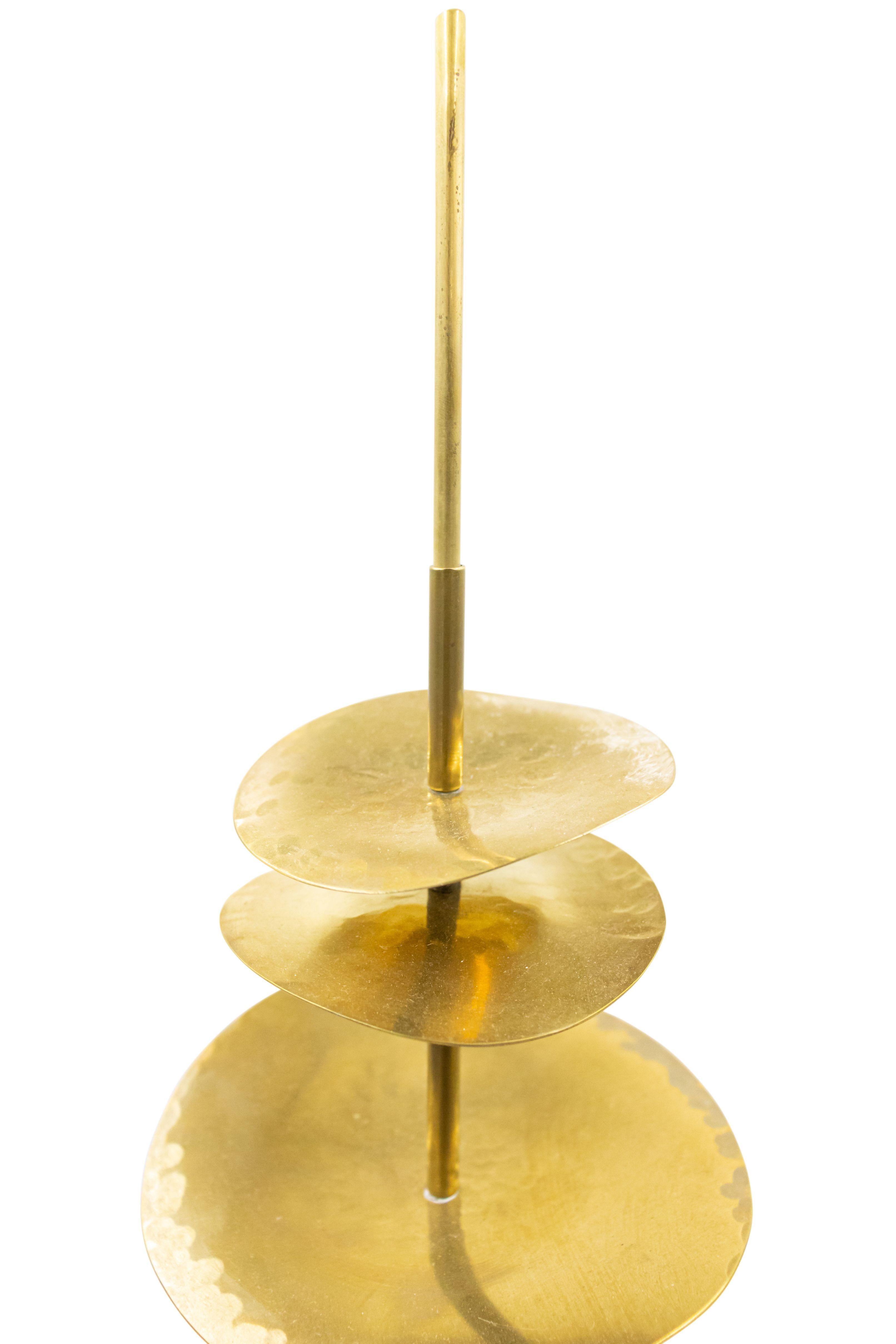 20ième siècle Sculpture « Brass Stack » de Robert Lee Morris en vente