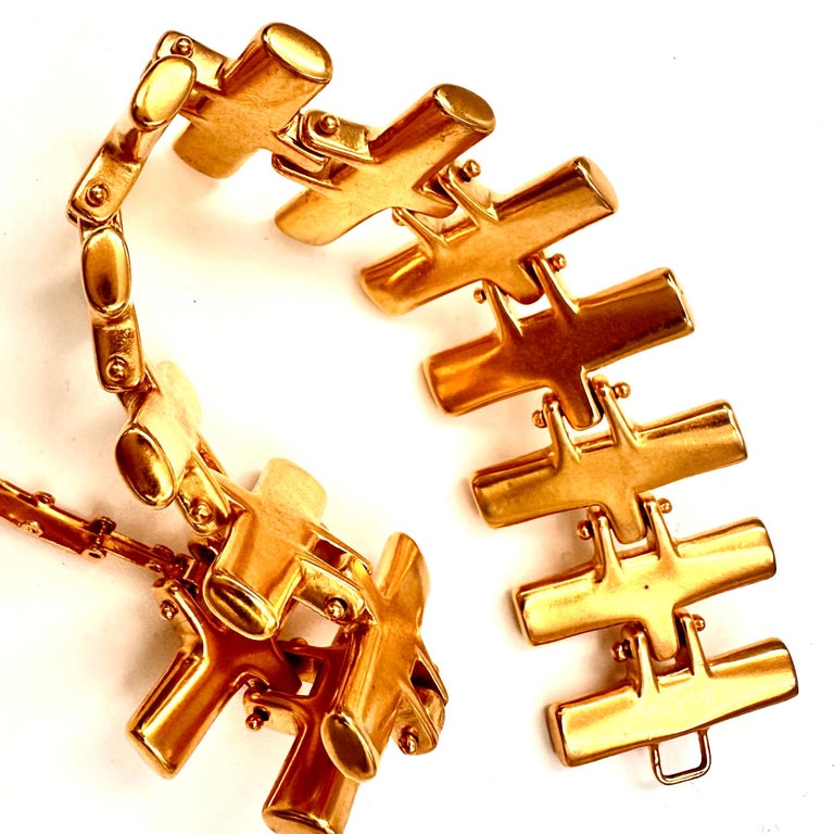 Robert Lee Morris Gold Squadron Link Bracelet 1991 For Sale at 1stDibs