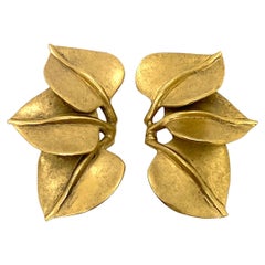 Vintage Robert Lee Morris Matte Gold Triple Leaf Cluster Clip Earring
