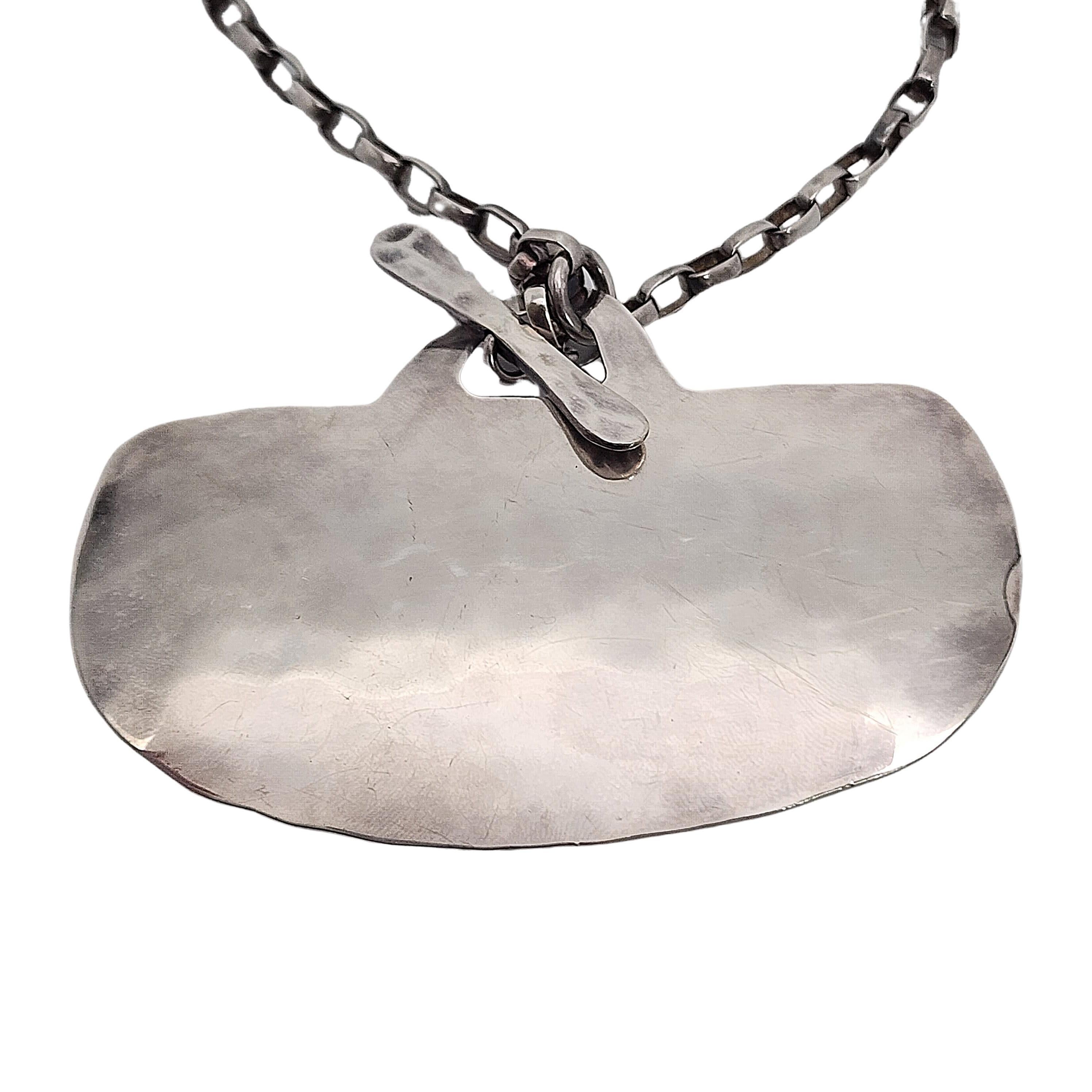 Robert Lee Morris RLM Studio Hammered Sterling Silver Toggle Necklace #15364 In Good Condition In Washington Depot, CT