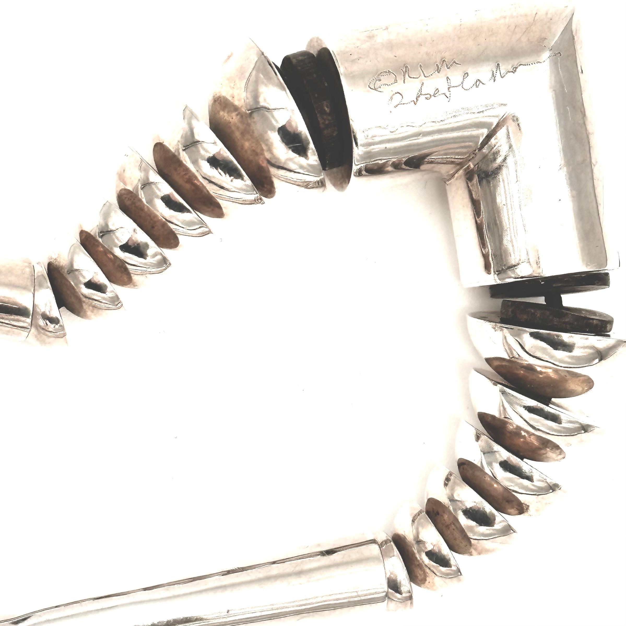 Verjüngte Nautilus-Halskette aus Sterlingsilber von Robert Lee Morris im Angebot 1