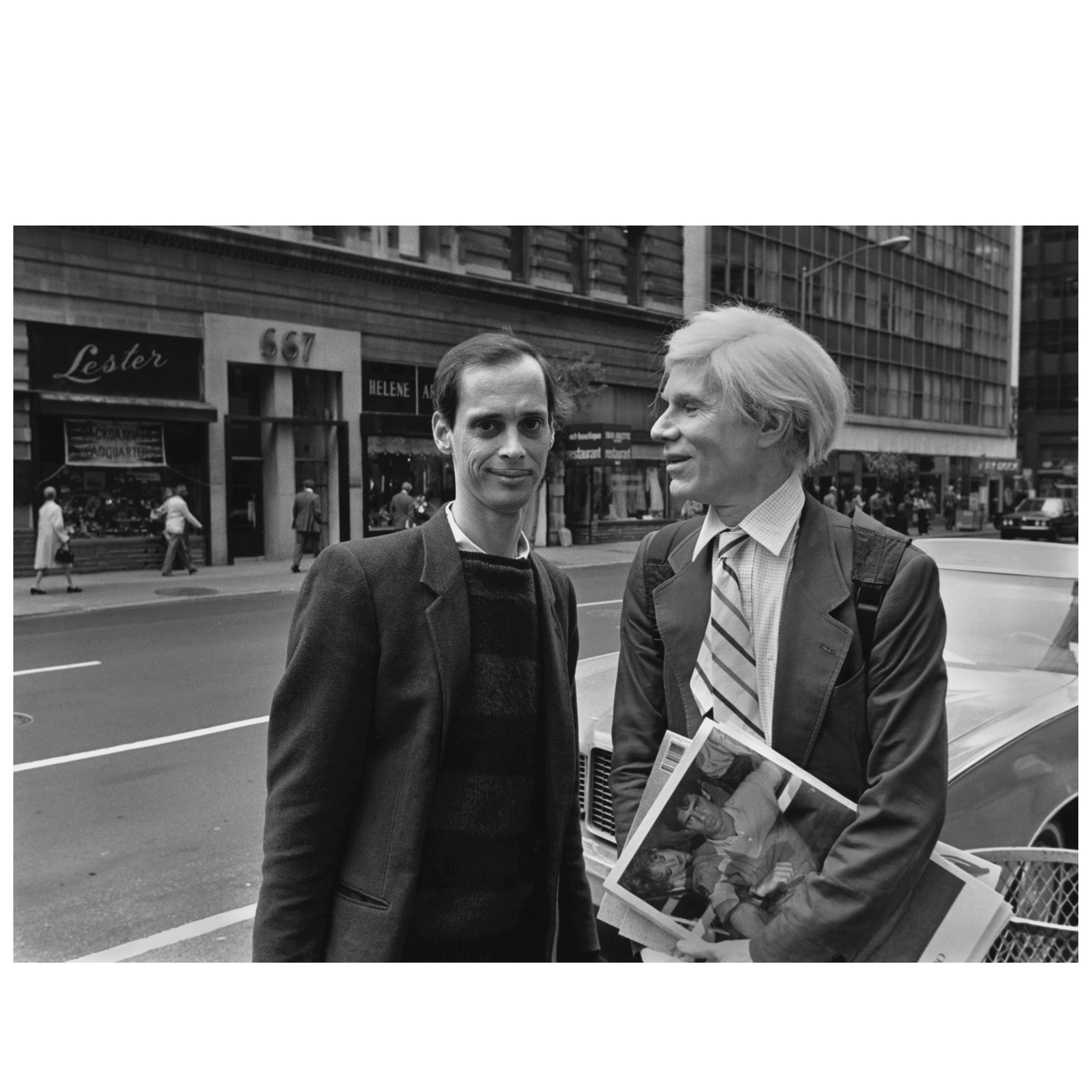 Robert Levin, "Andy Warhol & John Waters on Madison Ave, 1981" Stampa, USA, 2015