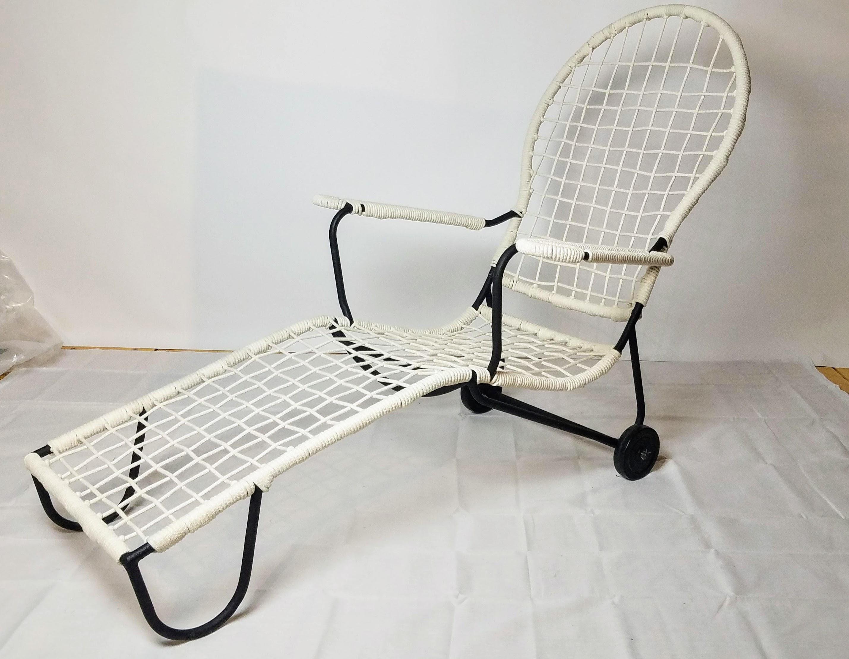 Wylie R. Dallas Texas Roped Iron Furniture Chaise 1940s San Antonio Texas For Sale 3