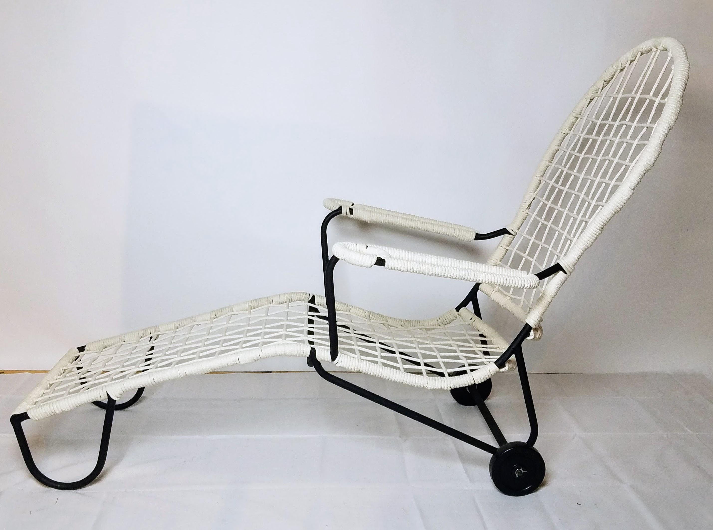 Wylie R. Dallas Texas Roped Iron Furniture Chaise 1940s San Antonio Texas For Sale 1