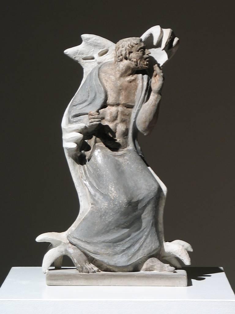 Robert Lohman Figurative Sculpture - Haunted