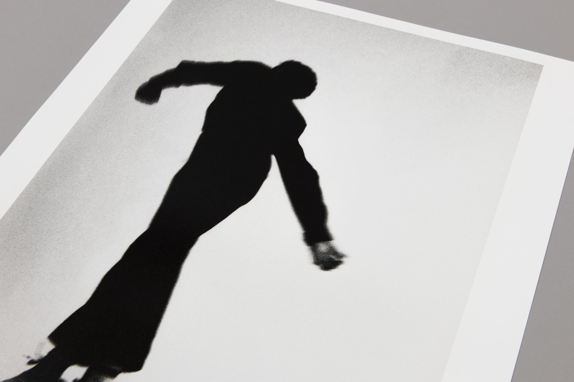 Robert Longo, Sans titre (Men in the Cities) - Ensemble de 2 photographies, signées  3