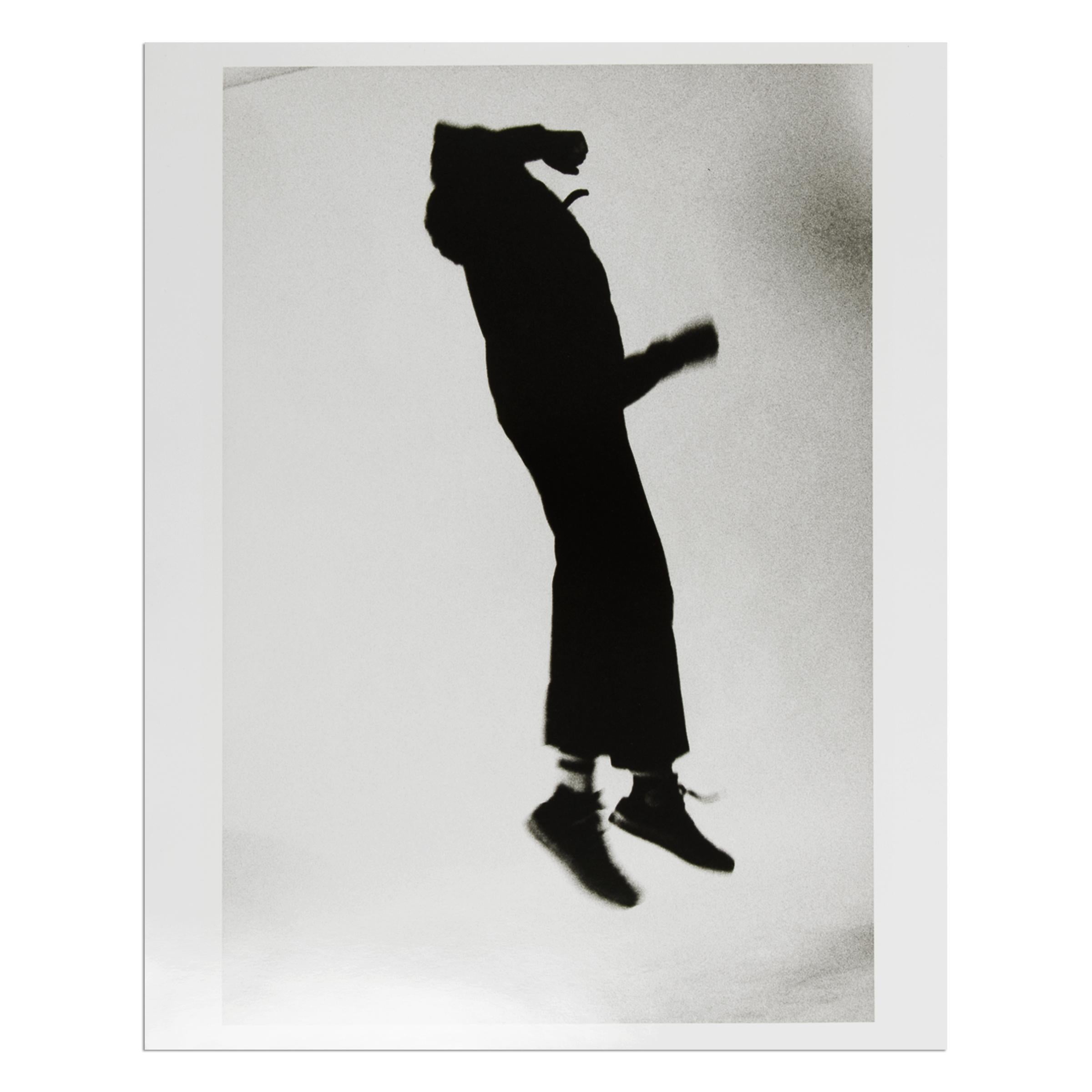 Robert Longo, Sans titre (Men in the Cities) - Ensemble de 2 photographies, signées  5