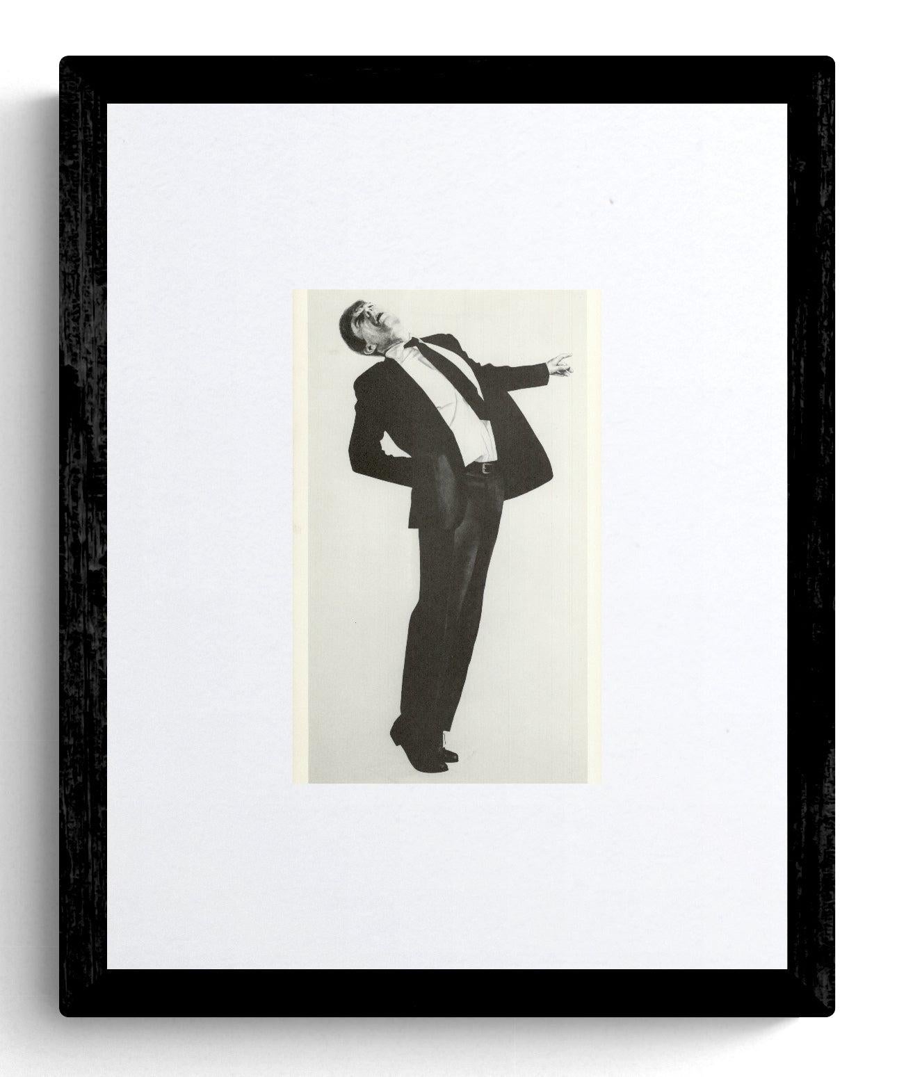 Paper Size: 8.5 x 5 inches ( 21.59 x 12.7 cm )
Image Size: 8.5 x 5 inches ( 21.59 x 12.7 cm )
Framed: Yes
Frame Size: H: 15.5 x W: 12 x D: .875 in.
Condition: A-: Near Mint, very light signs of handling

Additional Details: Original opening