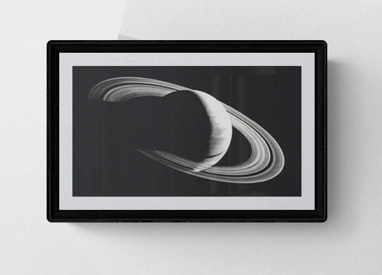 Paper Size: 5 x 8 inches ( 12.7 x 20.32 cm )
Image Size: 3.75 x 7.25 inches ( 9.525 x 18.415 cm )
Framed: Yes
Frame Size: H: 4.75 x W: 8.25 x D: .75 in.
Condition: A-: Near Mint, very light signs of handling

Additional Details: Vintage postcard