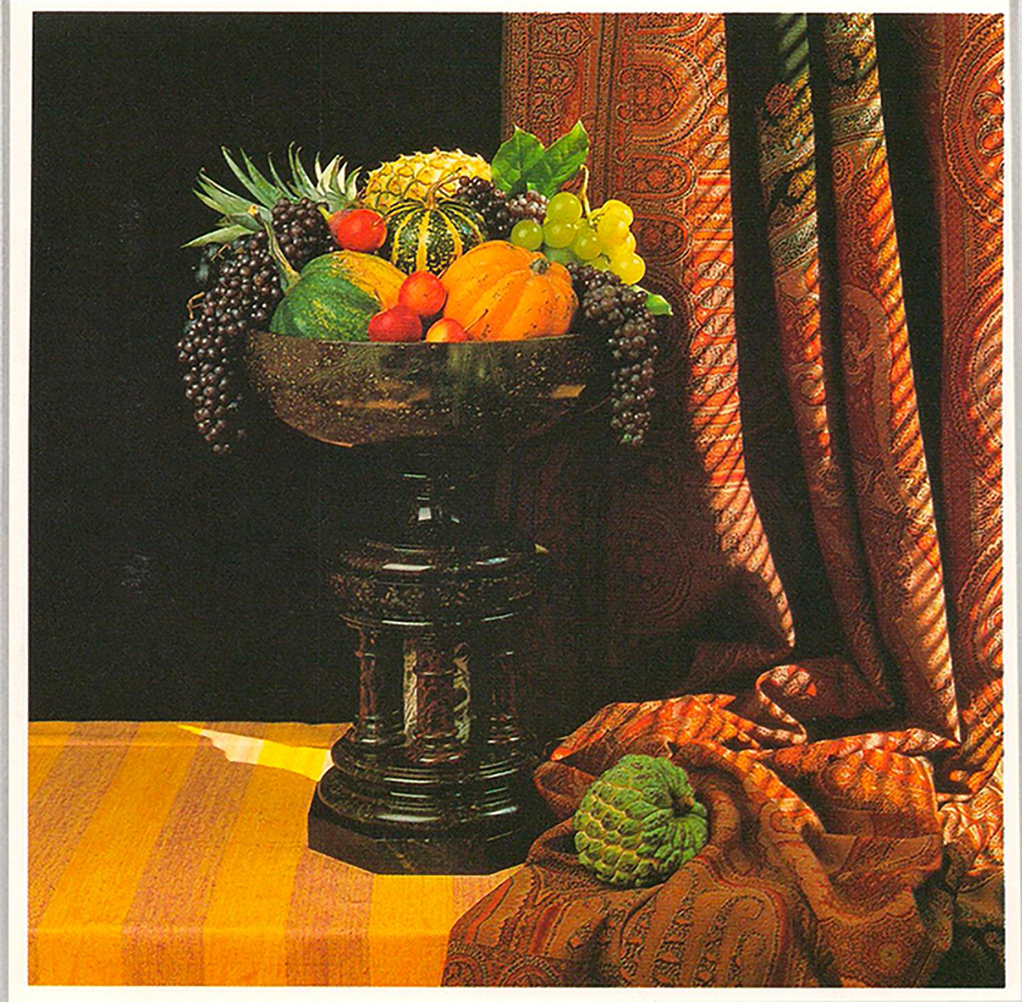 Robert Mapplethorpe 'Urne mit Obst' 1994 im Angebot 1