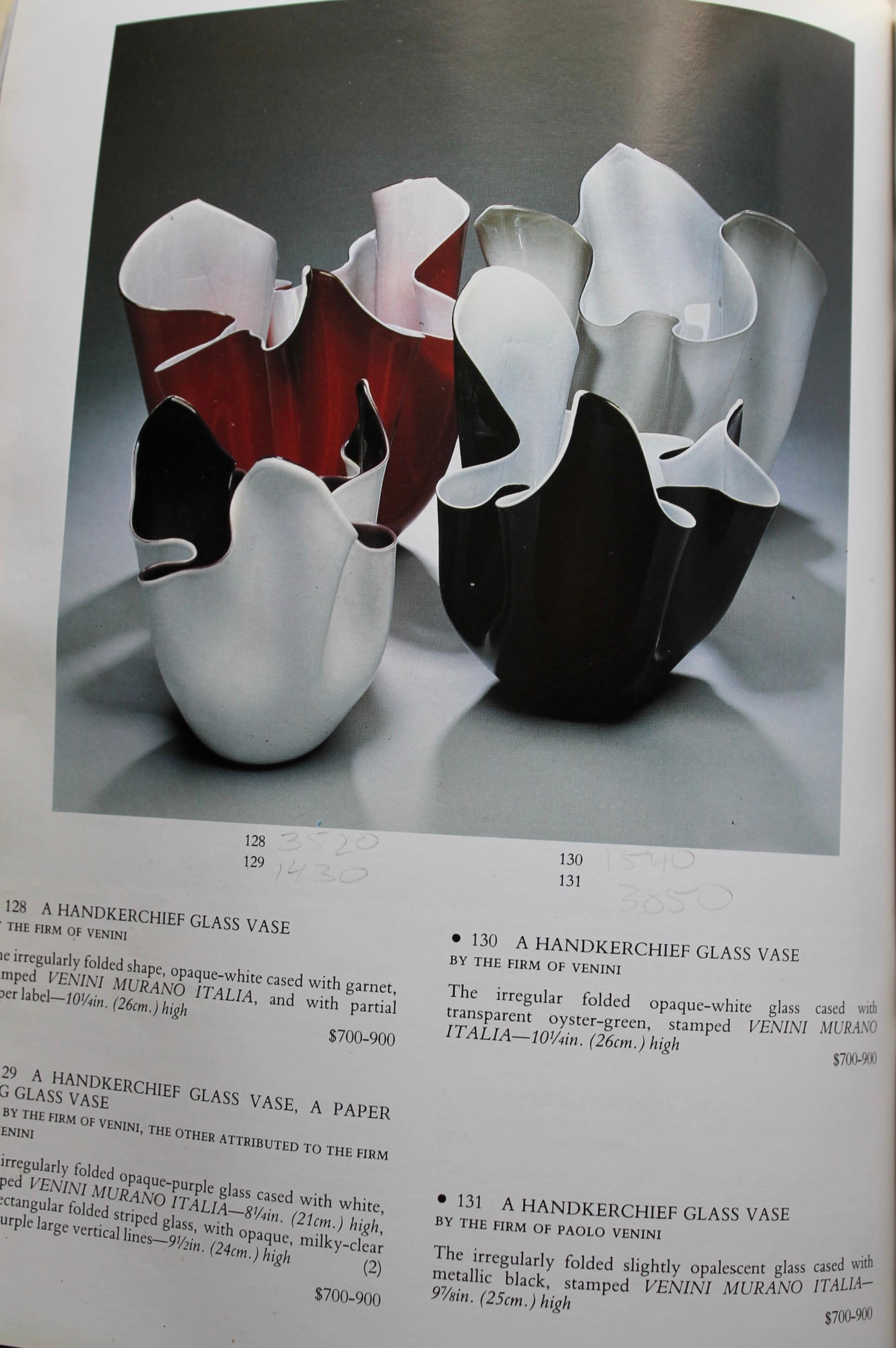 Venini Bianconi Fazzoletto, Venini Bianconi, undurchsichtiges Weiß und Austerngrün, Robert Mapplethorpe im Angebot 5
