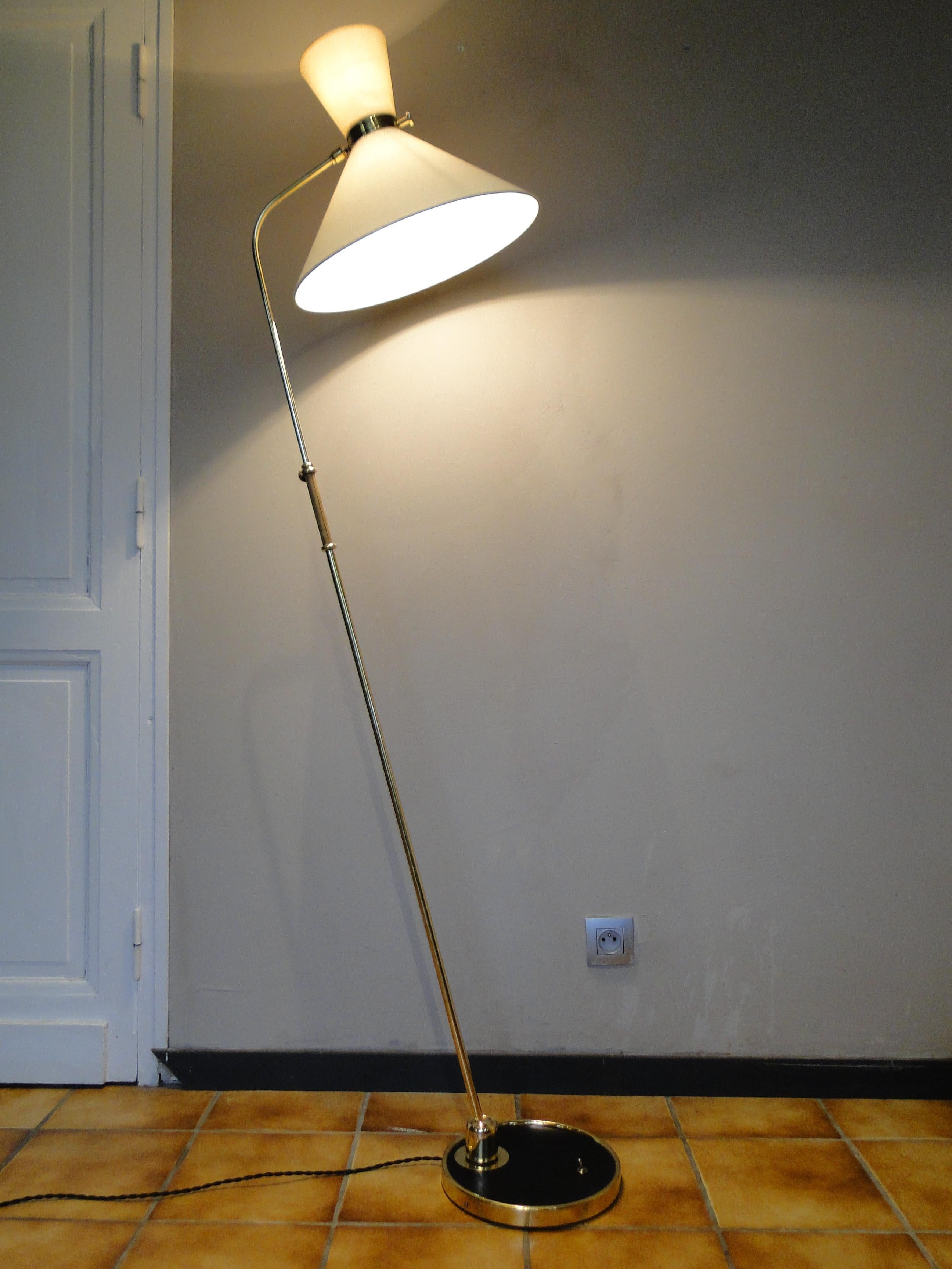 Robert Mathieu French Floor Lamp Brass Adjustable 1950 Lunel Arlus  Articulated In Good Condition For Sale In Lège Cap Ferret, FR