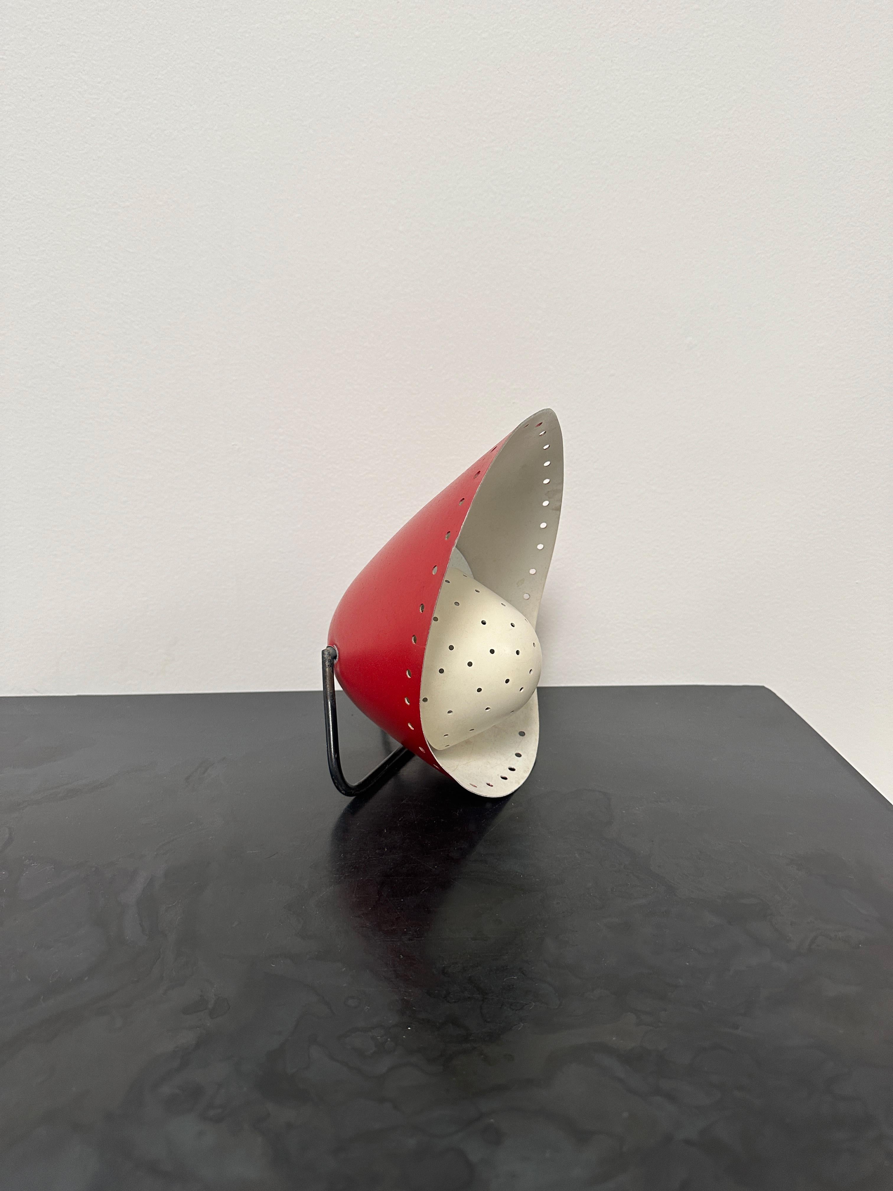 Milieu du XXe siècle Lampe d'applique Robert Mathieu en vente