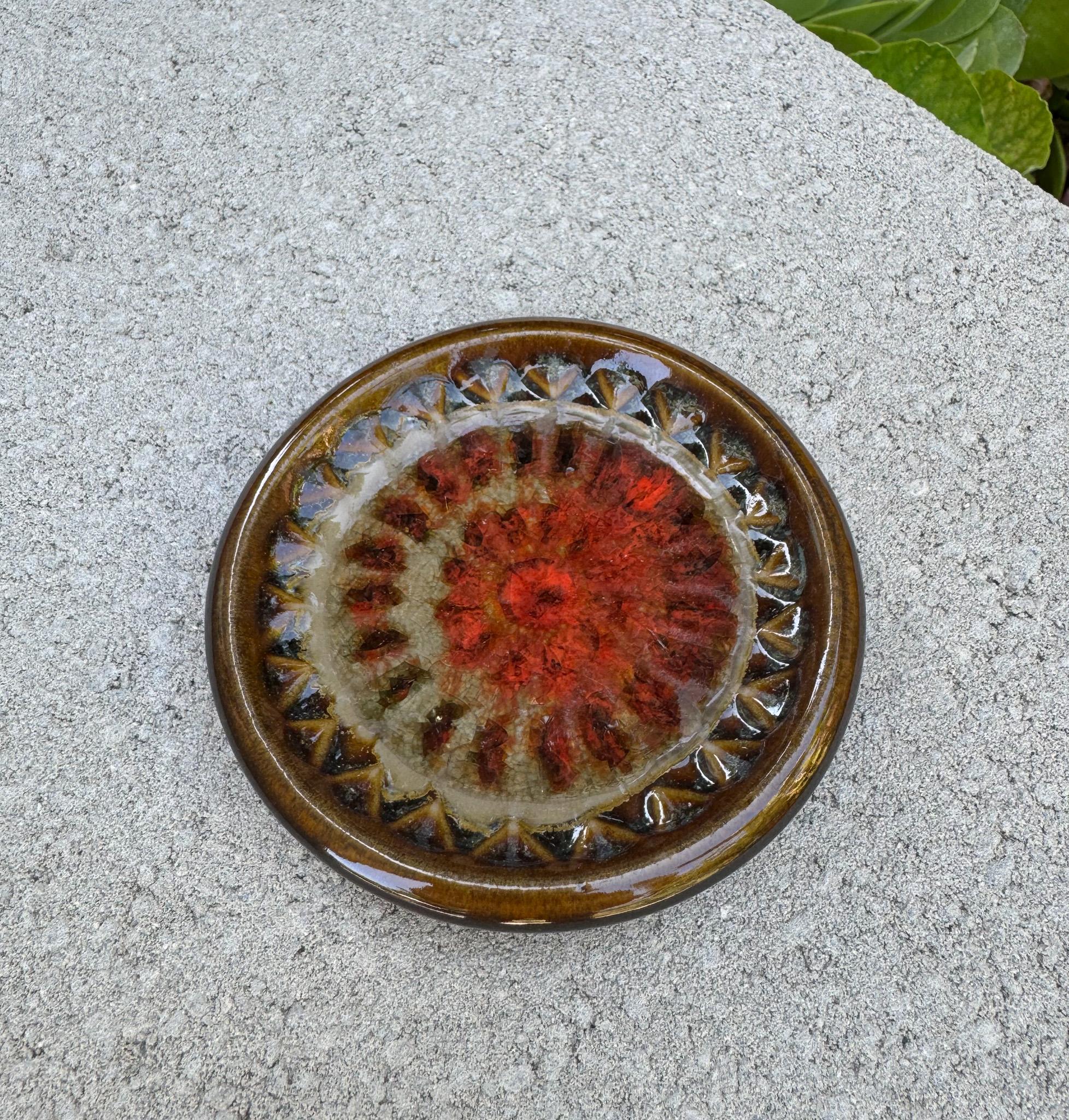 Robert Maxwell Ceramic & Crackle Glass Vide-Poche, California, c.1970 For Sale 1