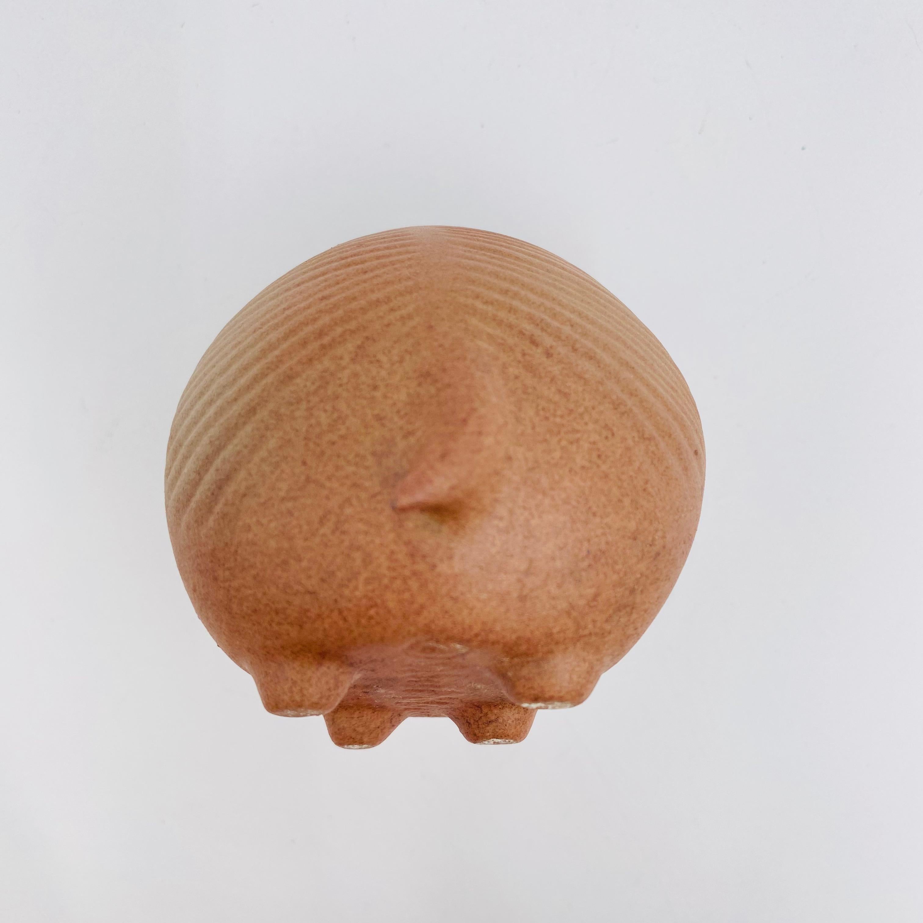 Ceramic pottery 