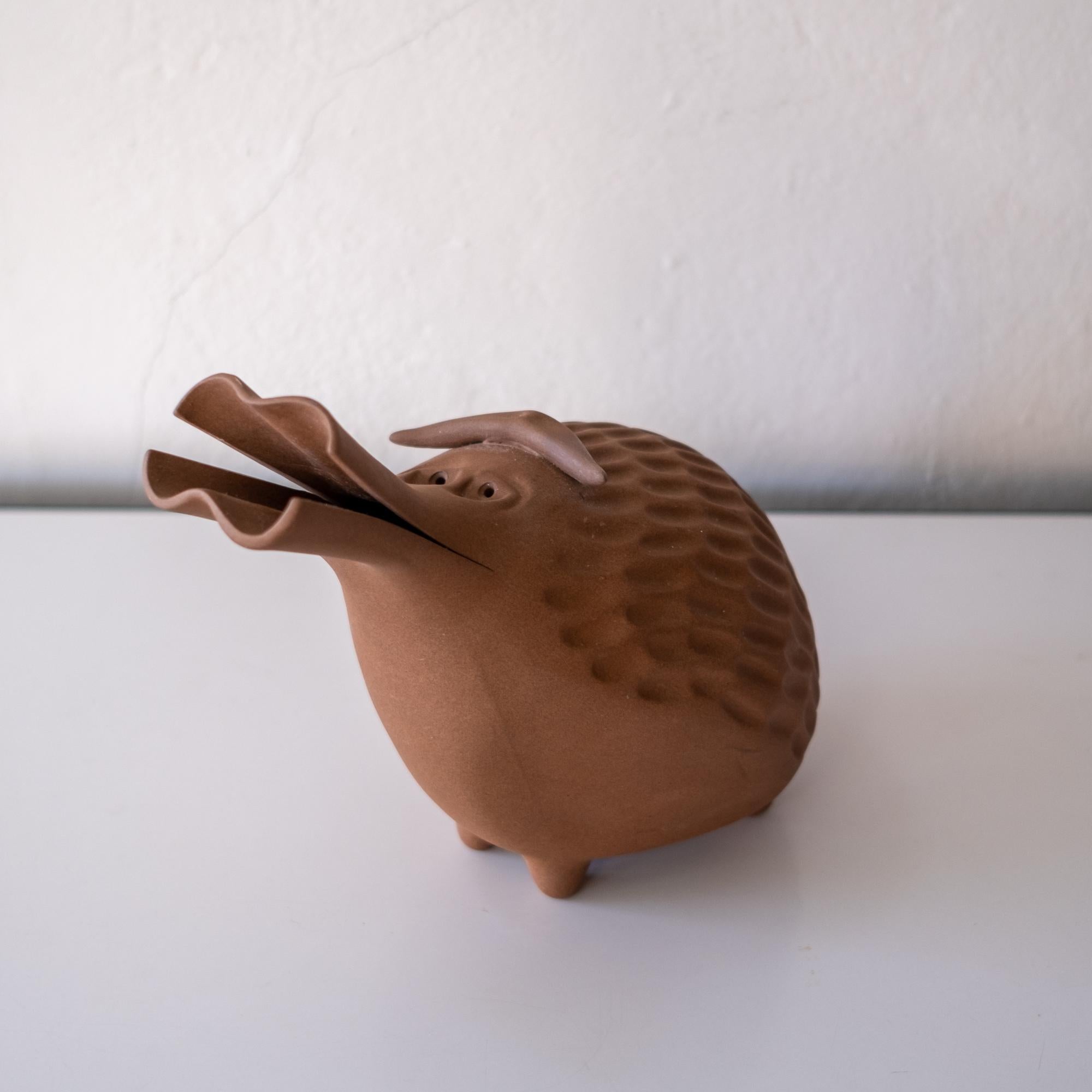 Ceramic critter bank by California ceramicist Robert Maxwell, 1960s.
