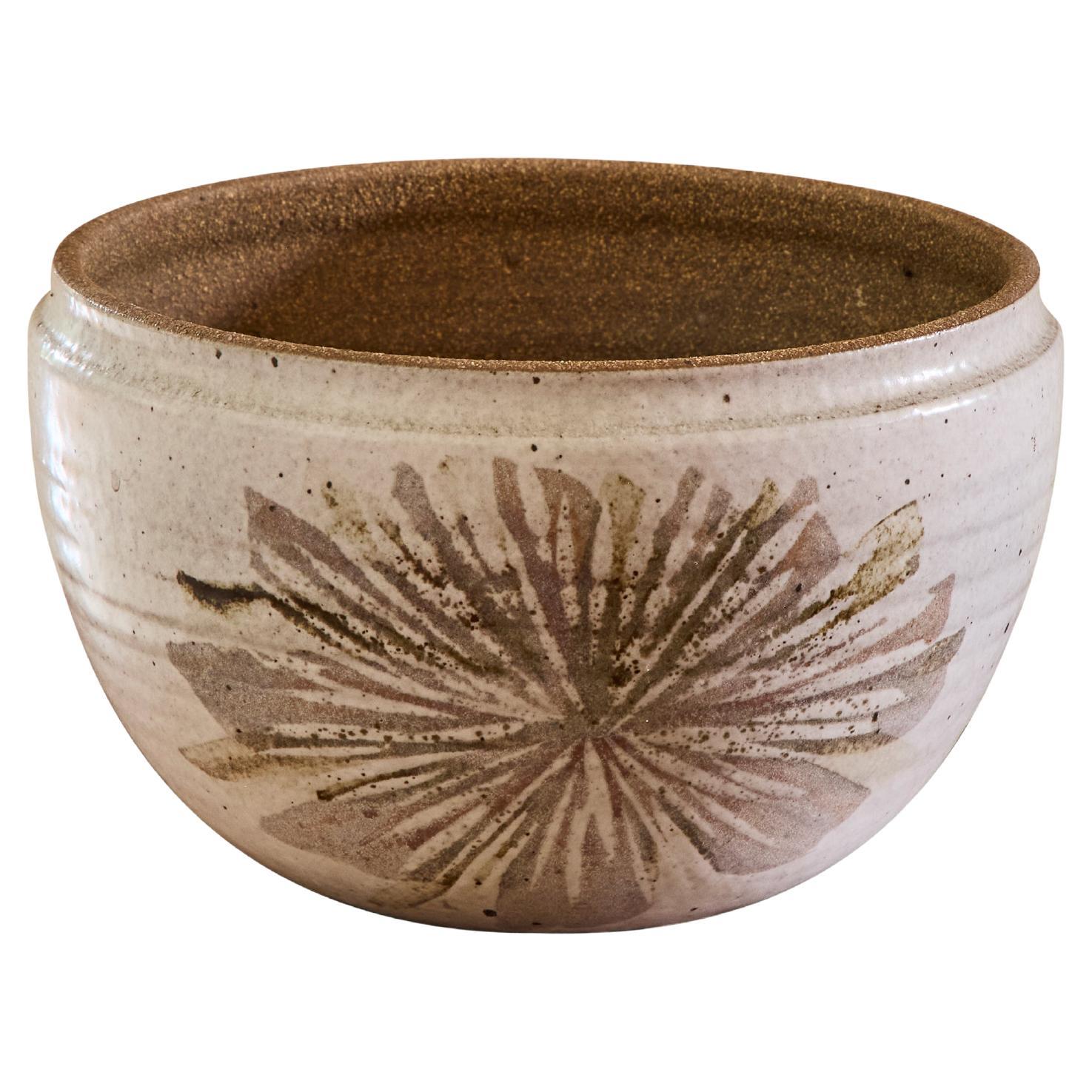 1960s Robert Maxwell Hand-Thrown Speckle Glazed 'Flower' Stoneware Pot