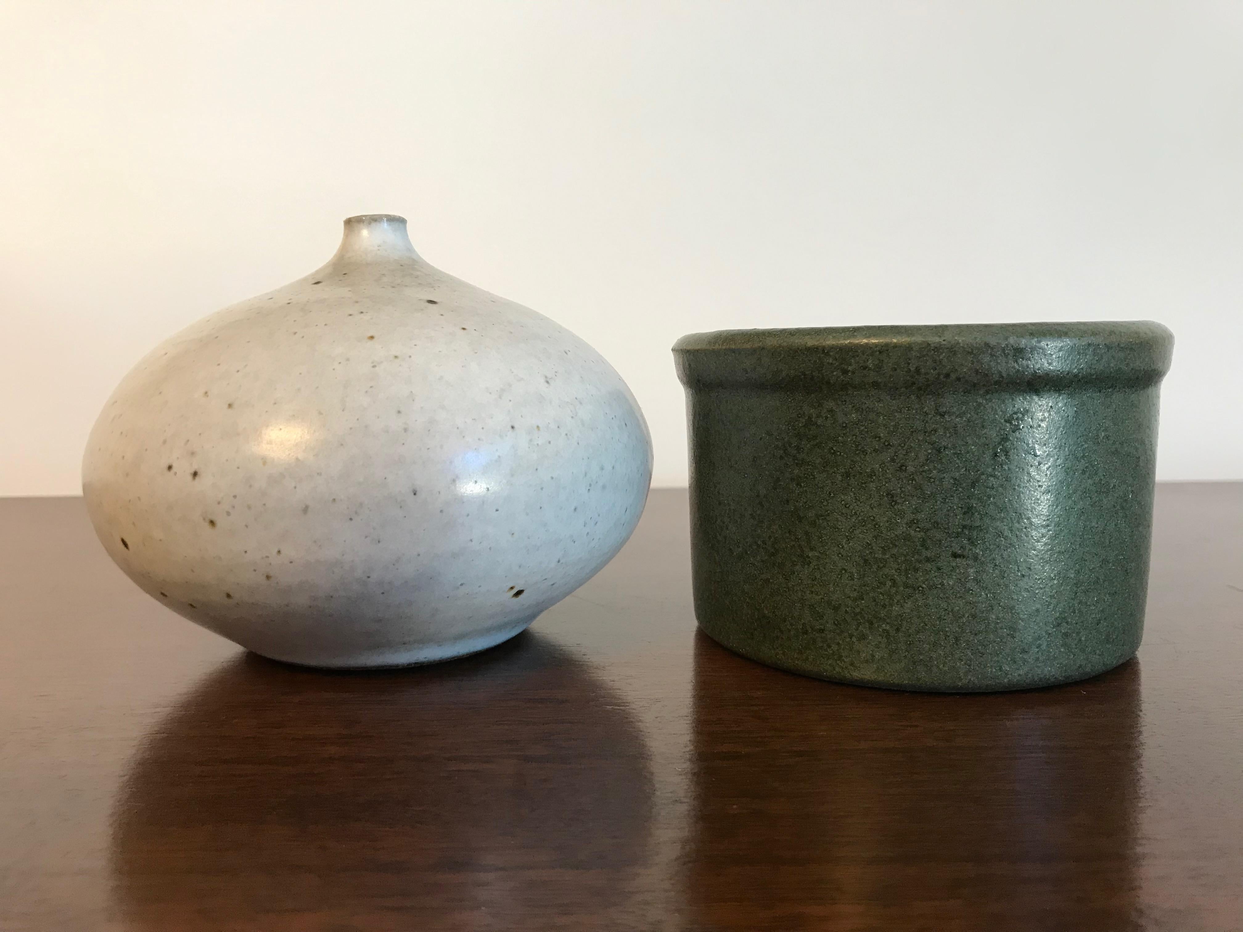 Mid-Century Modern Robert Maxwell Small Studio Stoneware 'Earthgender' Pottery