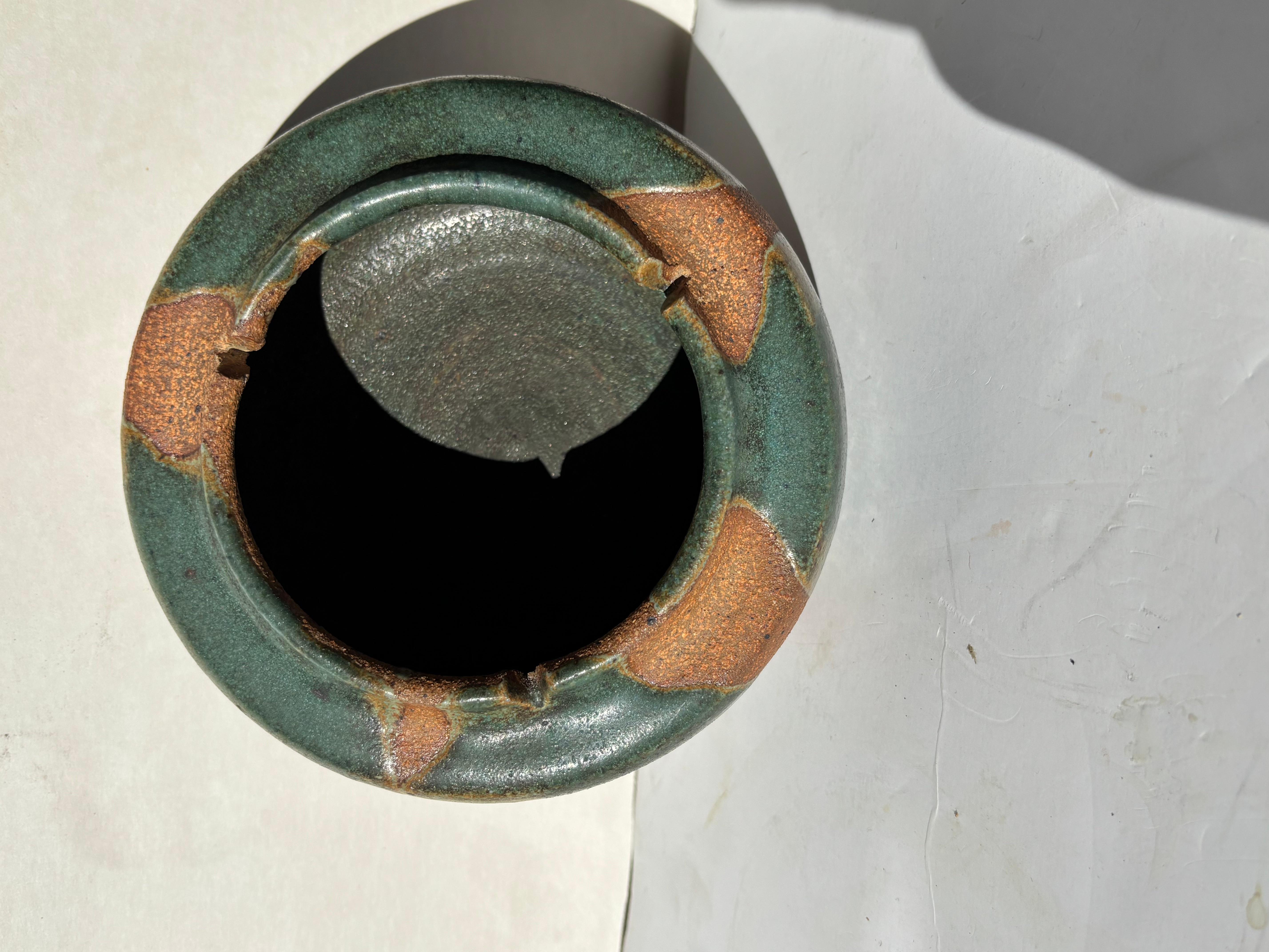 20ième siècle Robert Maxwell decorated Pottery/ Earthgender Studio bowl with