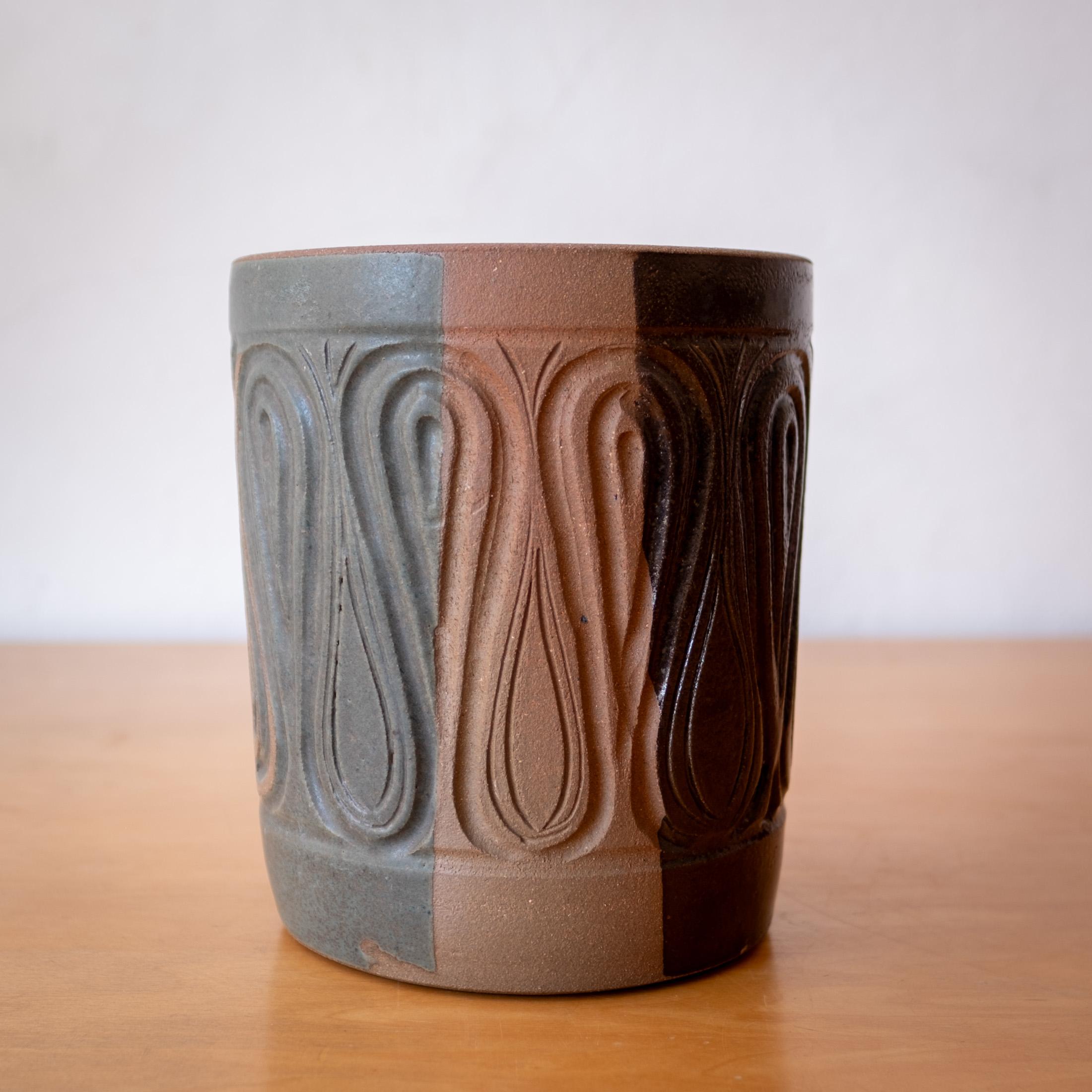 XXI secolo e contemporaneo Fioriera in gres California Pottery di Robert Maxwell con smalto a fiamma in vendita