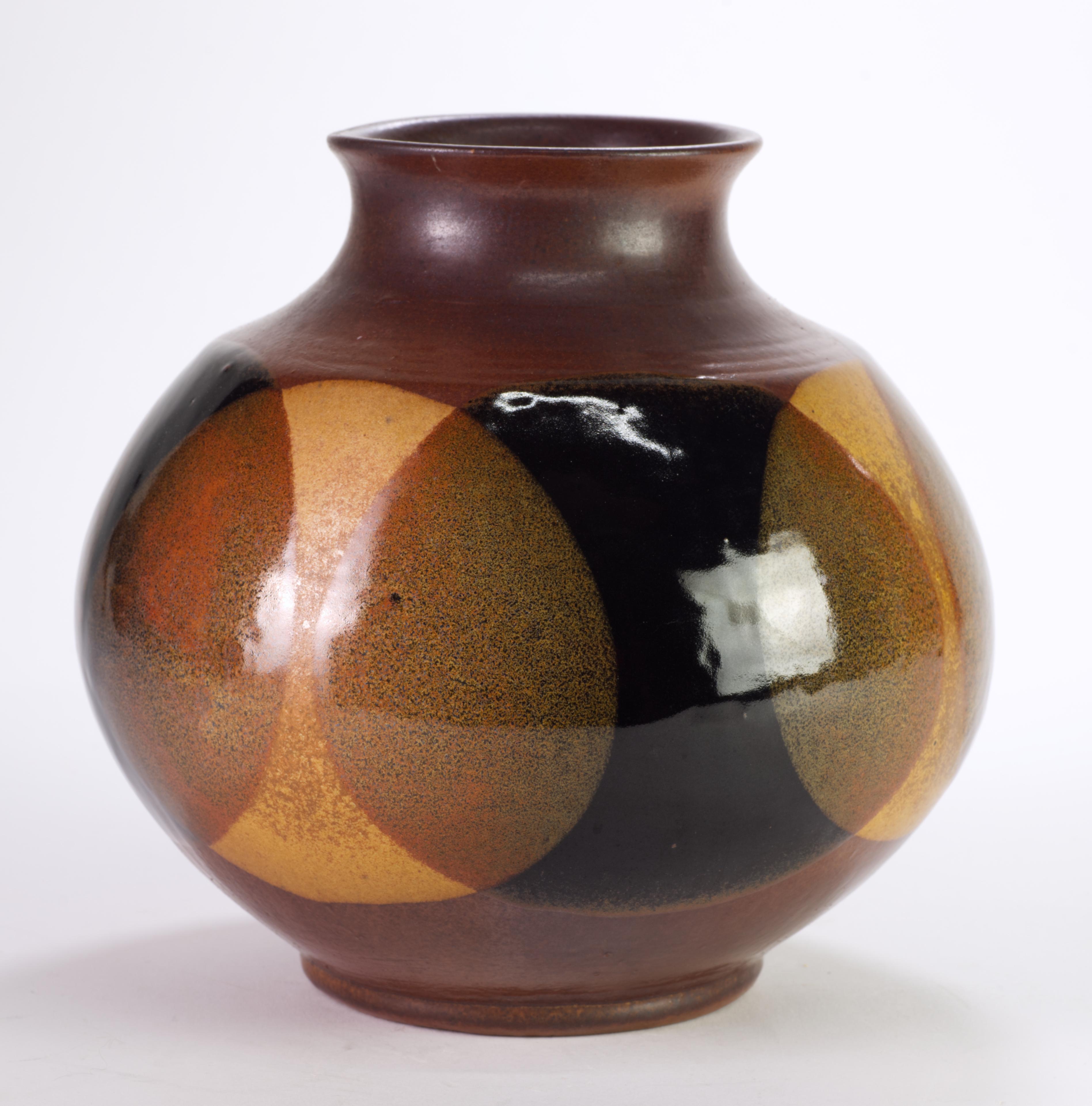 American Robert Maxwell for Pottery Craft USA Vase For Sale