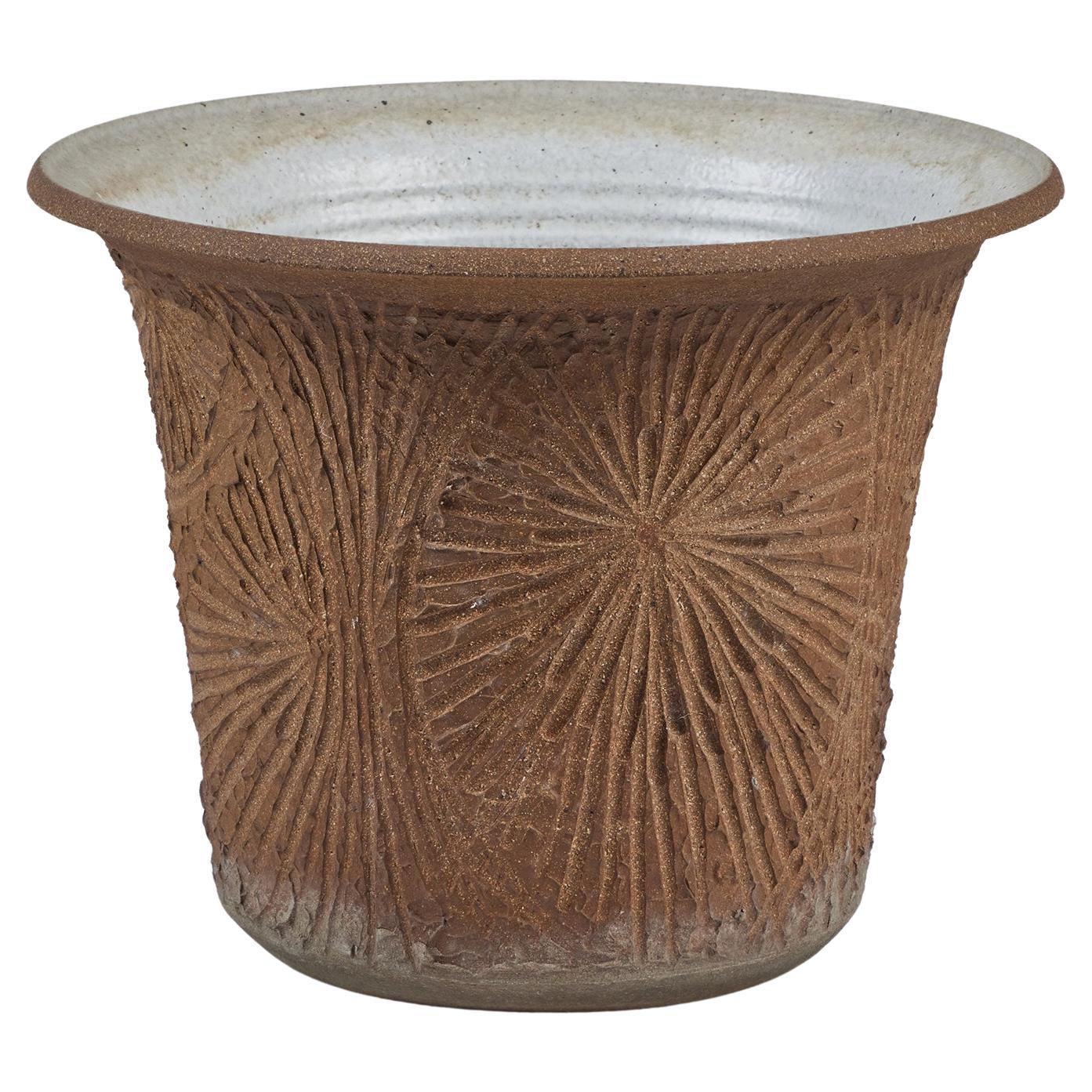 Robert Maxwell Incised Studio Pottery Planter with Flared Lip For Sale