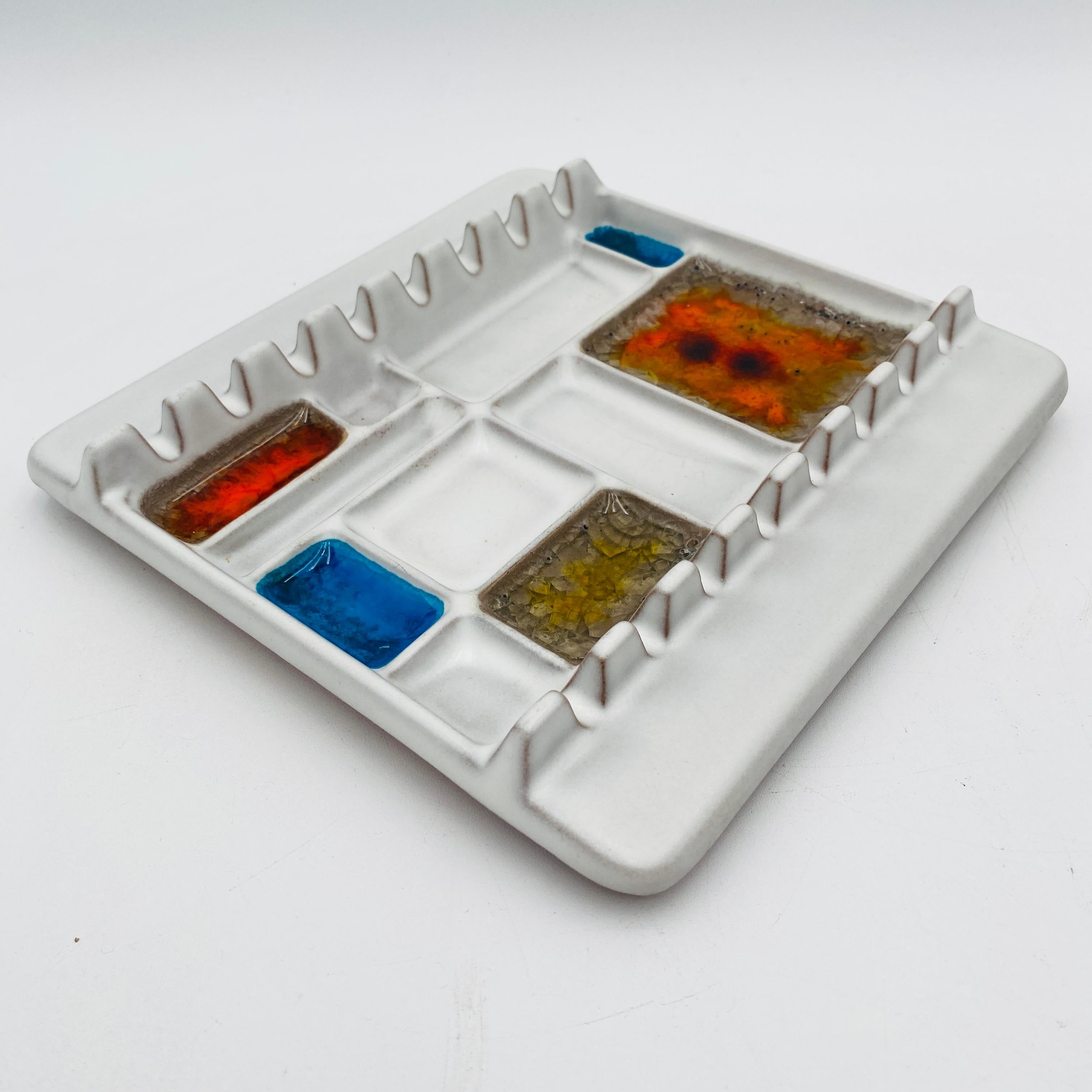 Américain Cendrier en poterie du milieu du siècle de Robert Maxwell 