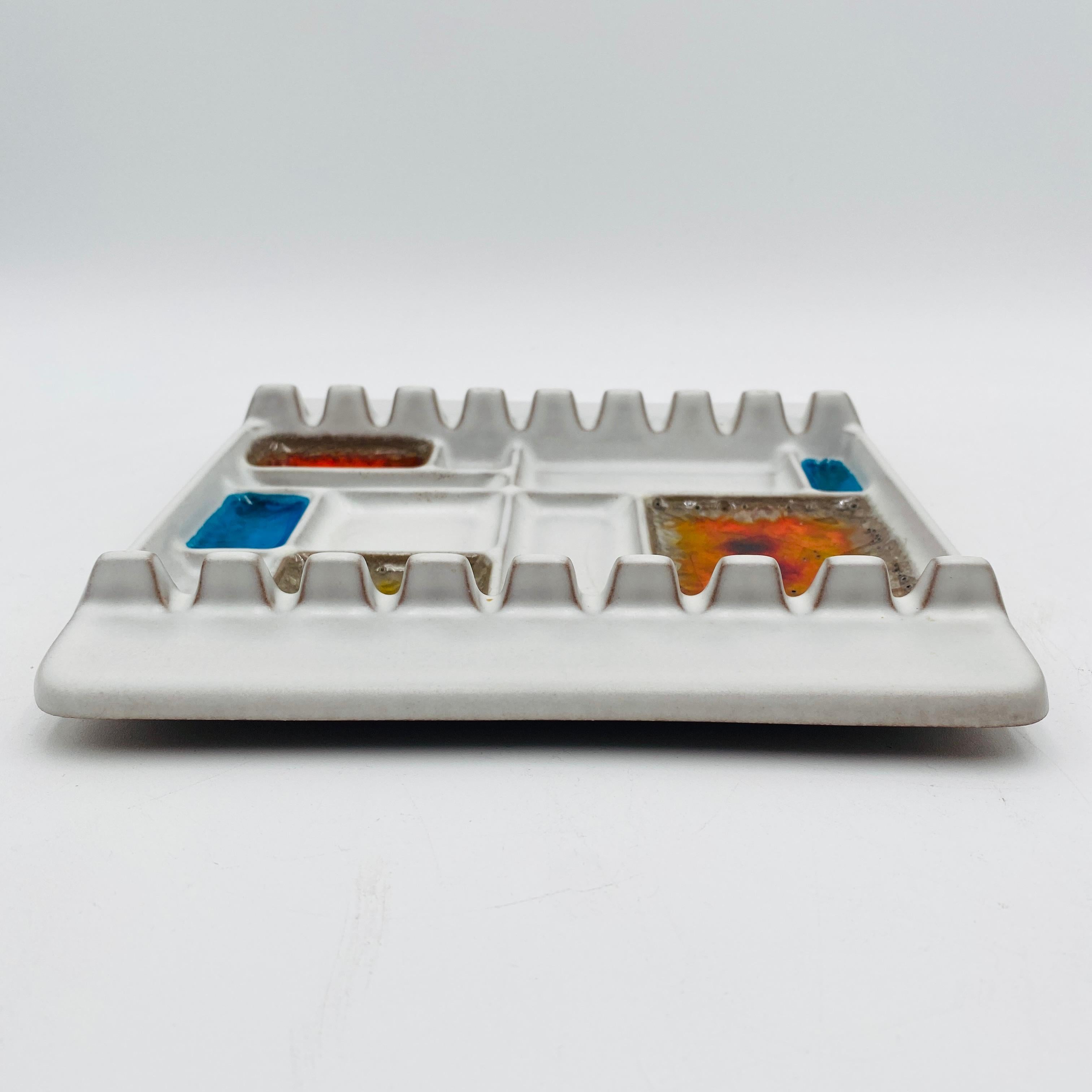 Cendrier en poterie du milieu du siècle de Robert Maxwell 