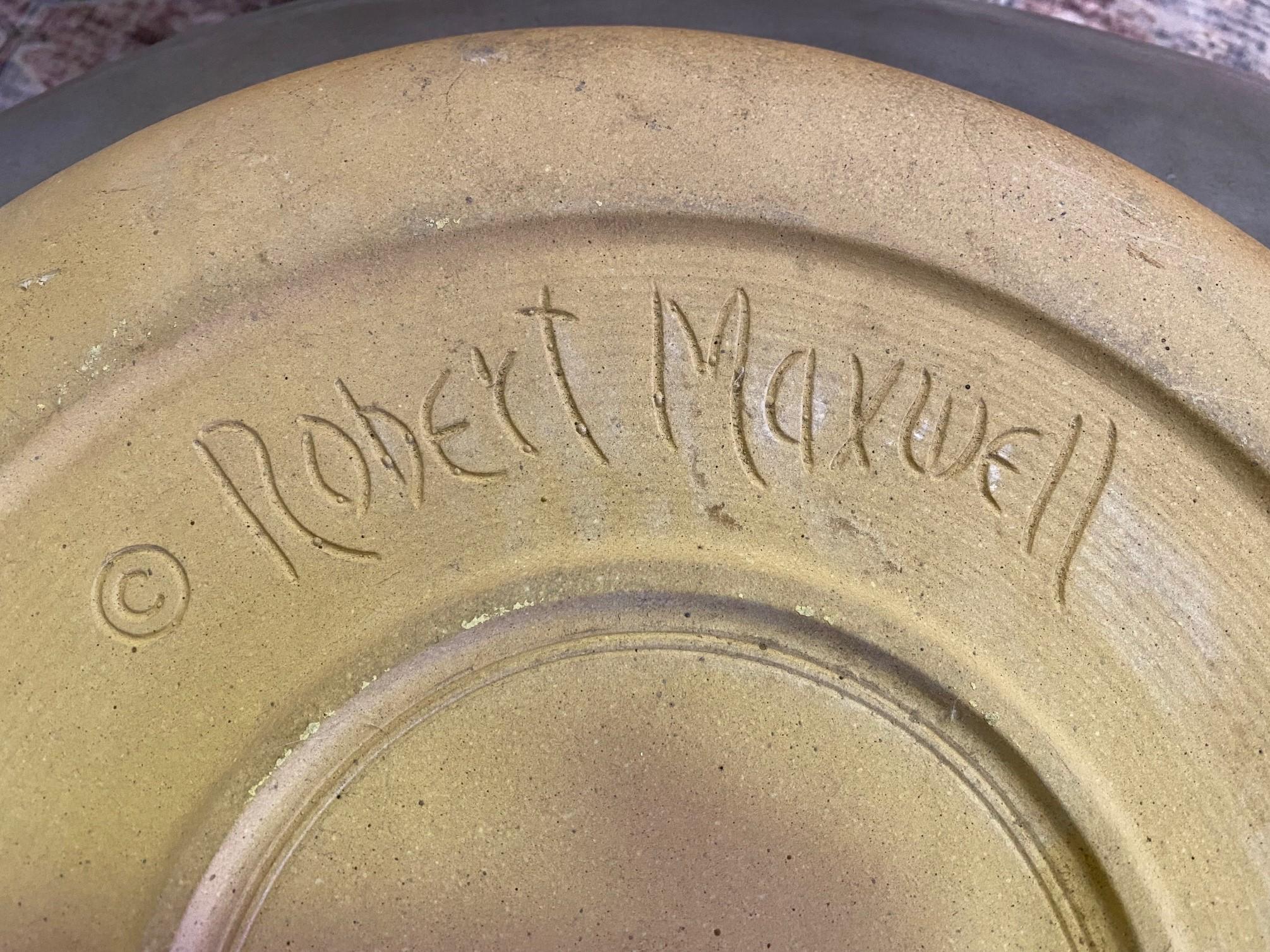 Robert Maxwell Signed Large Mid-Century Modern California Studio Pottery Charger For Sale 5