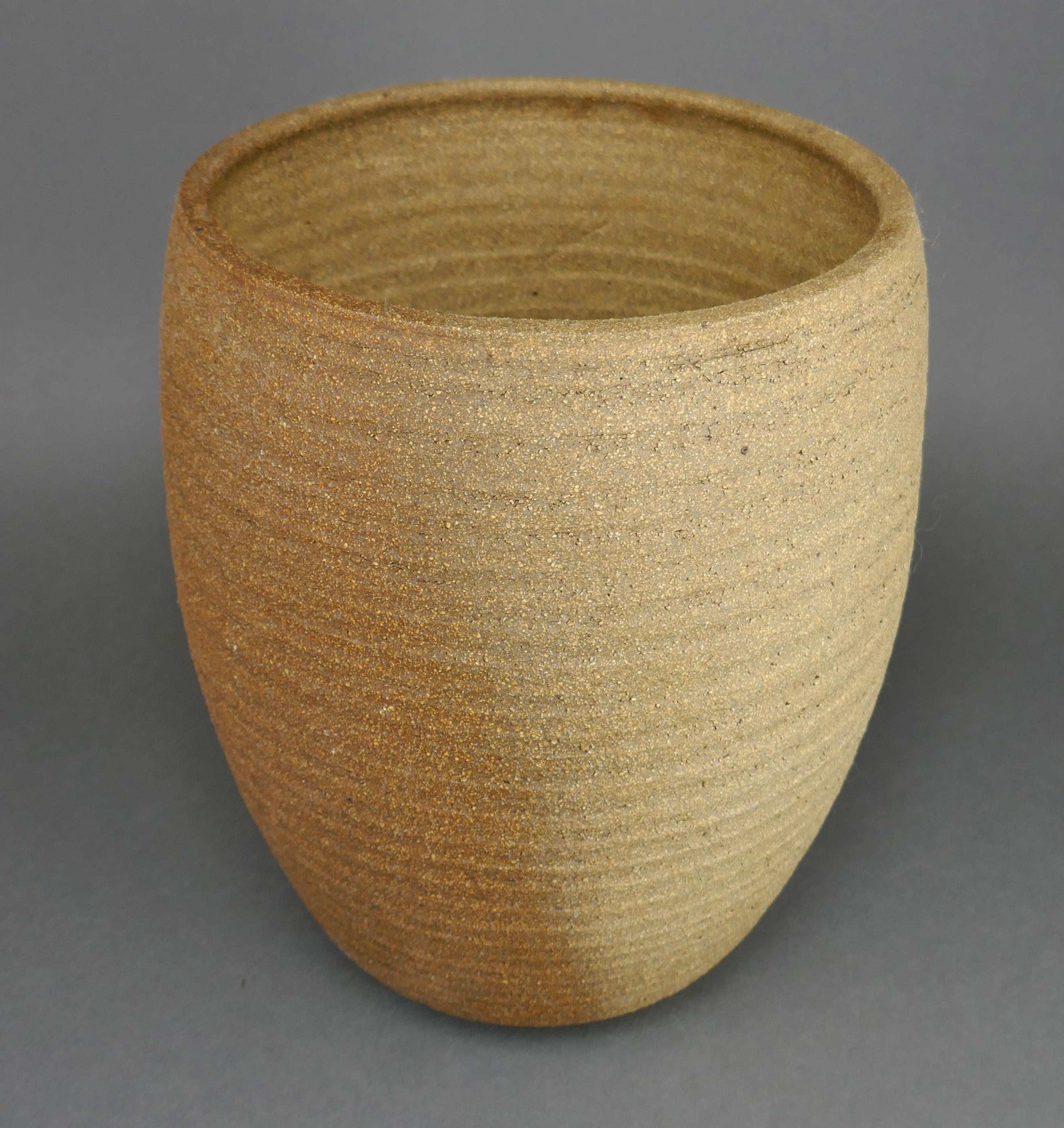 Robert Maxwell Stoneware Pot In Fair Condition For Sale In San Juan Capistrano, CA