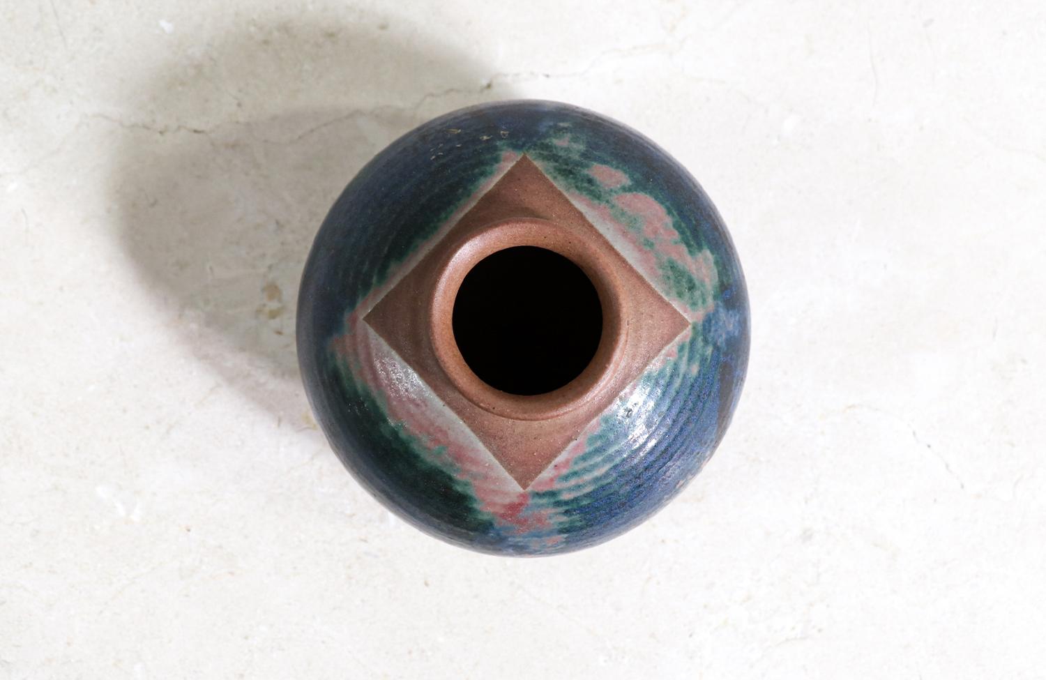 American Robert Maxwell Studio Stoneware Ceramic Vase with Blue & Green Glaze For Sale