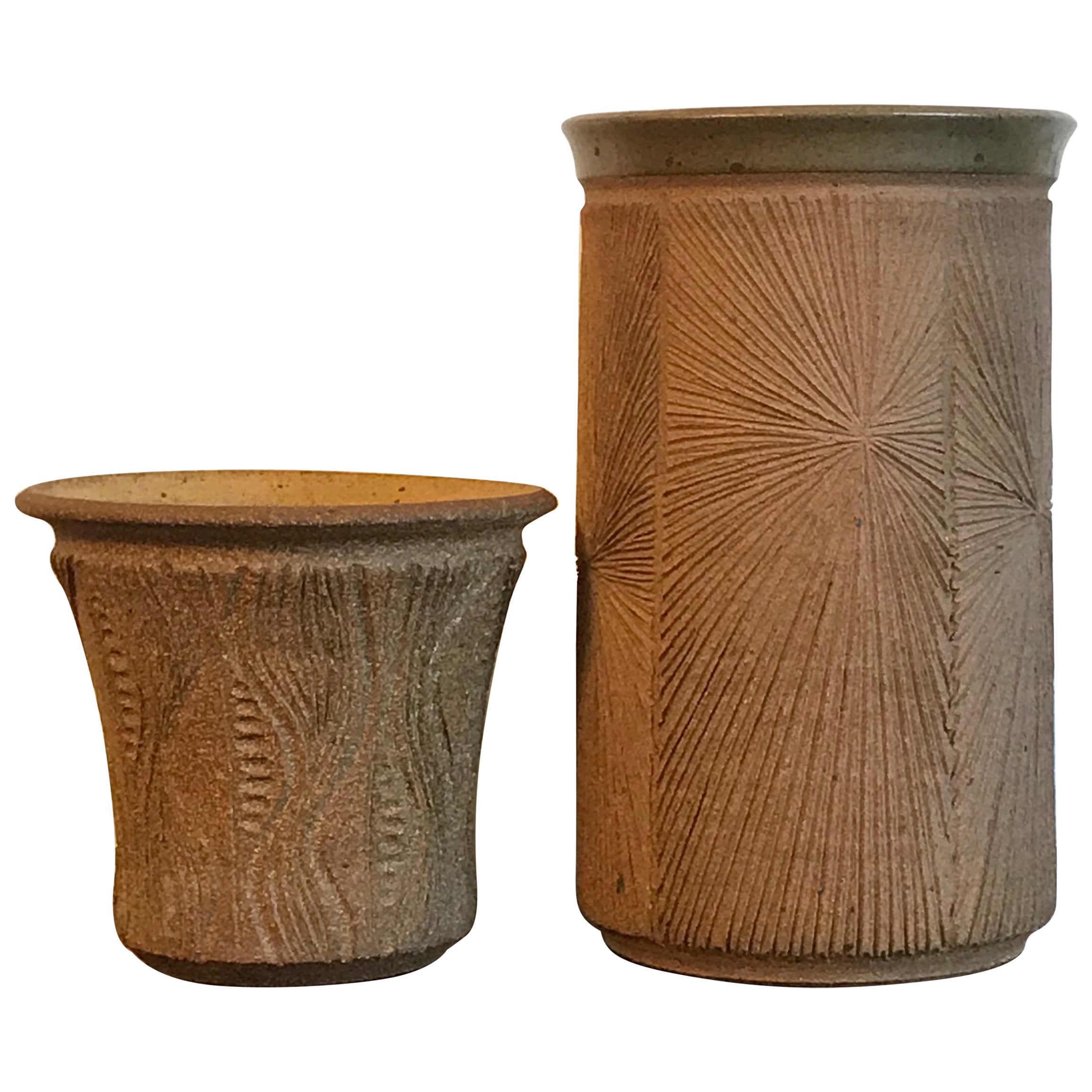Robert Maxwell Studio Stoneware 'Earthgender' Pottery