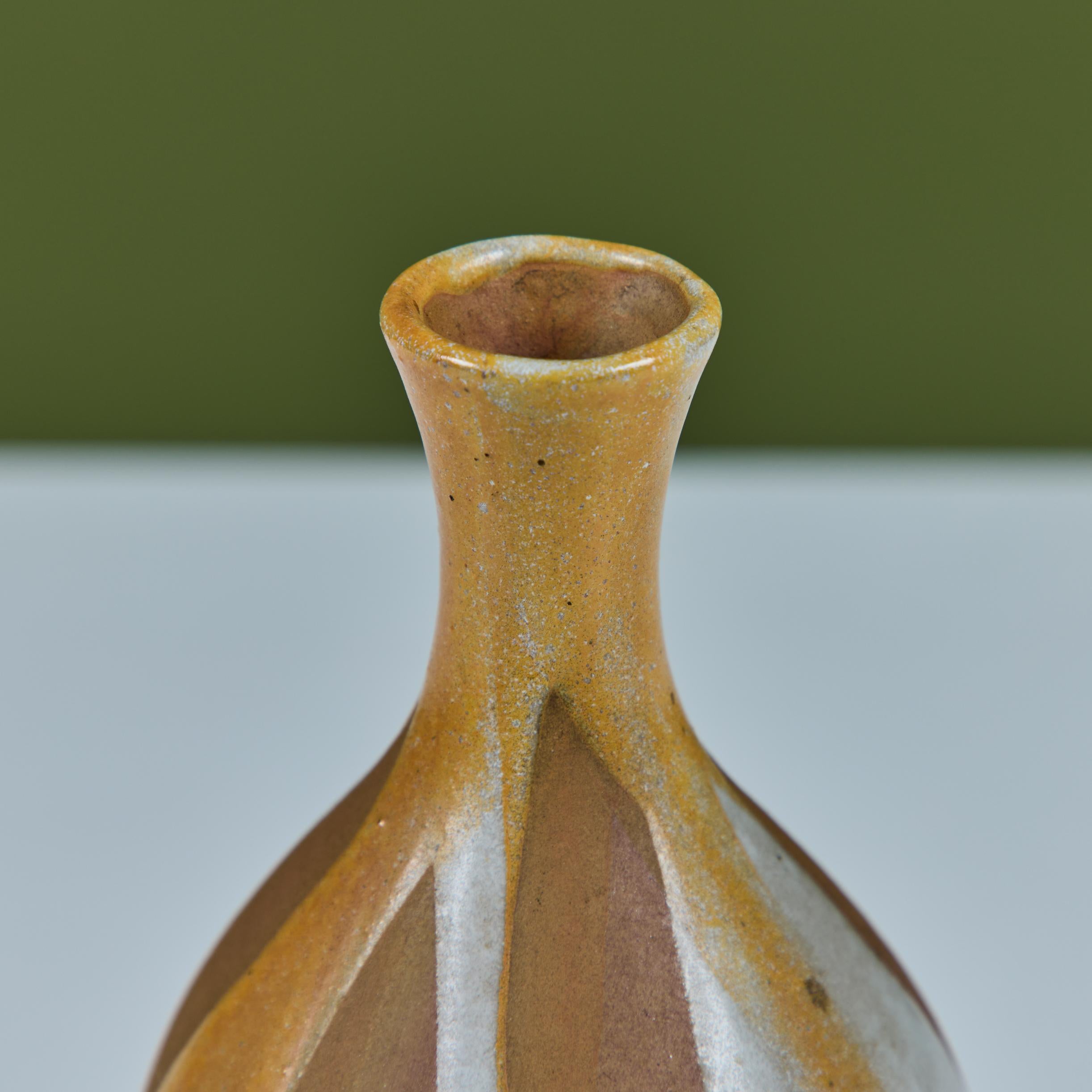 Vaso in gres smaltato Robert Maxwell Tan in vendita 2