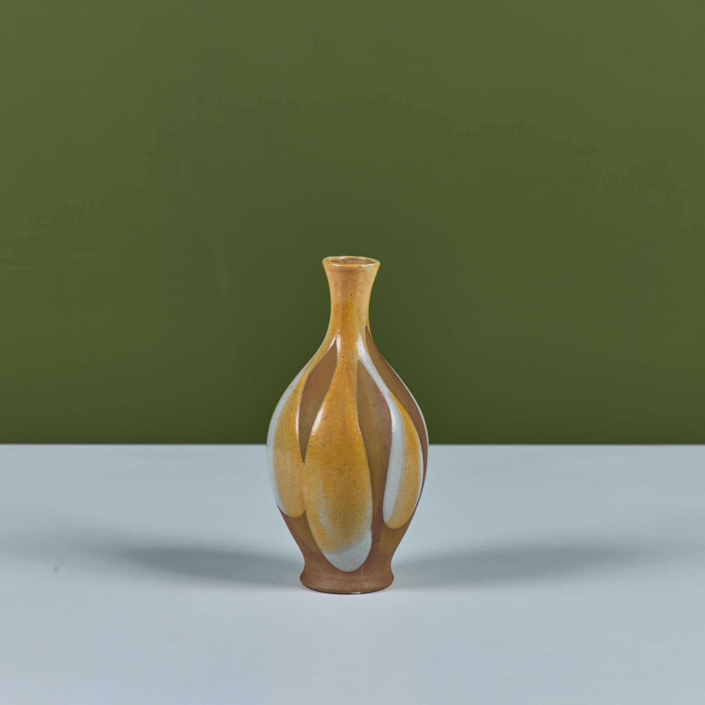 XX secolo Vaso in gres smaltato Robert Maxwell Tan in vendita