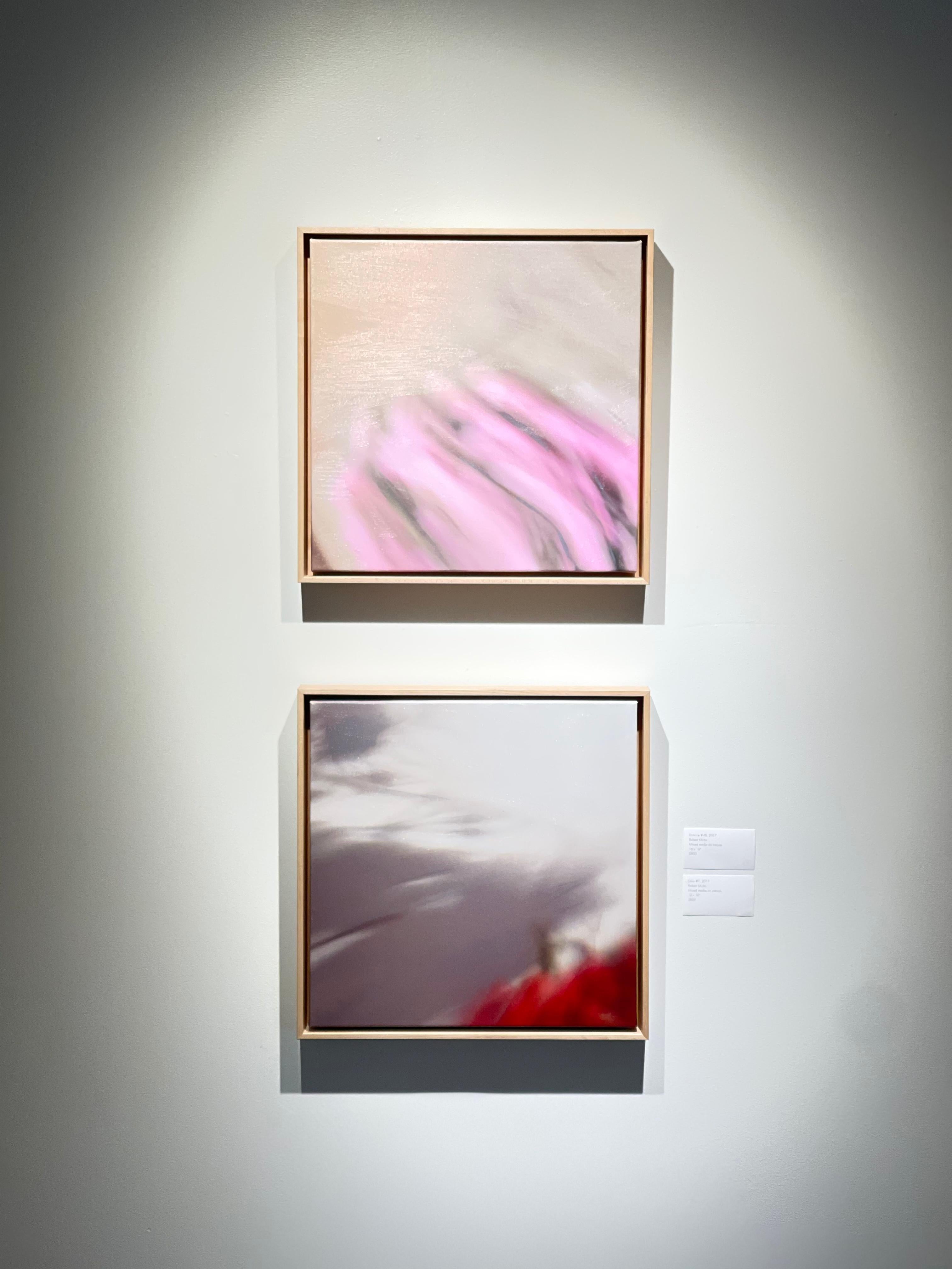 Ces remarquables œuvres carrées de 16 x 16 pouces de Robert McAn sont des peintures à l'huile contemporaines abstraites et neutres de mouvement et de couleur. 3800 $ chacune. L'œuvre du haut est Lima #7, 2017, média mixte sur toile, et la pièce du