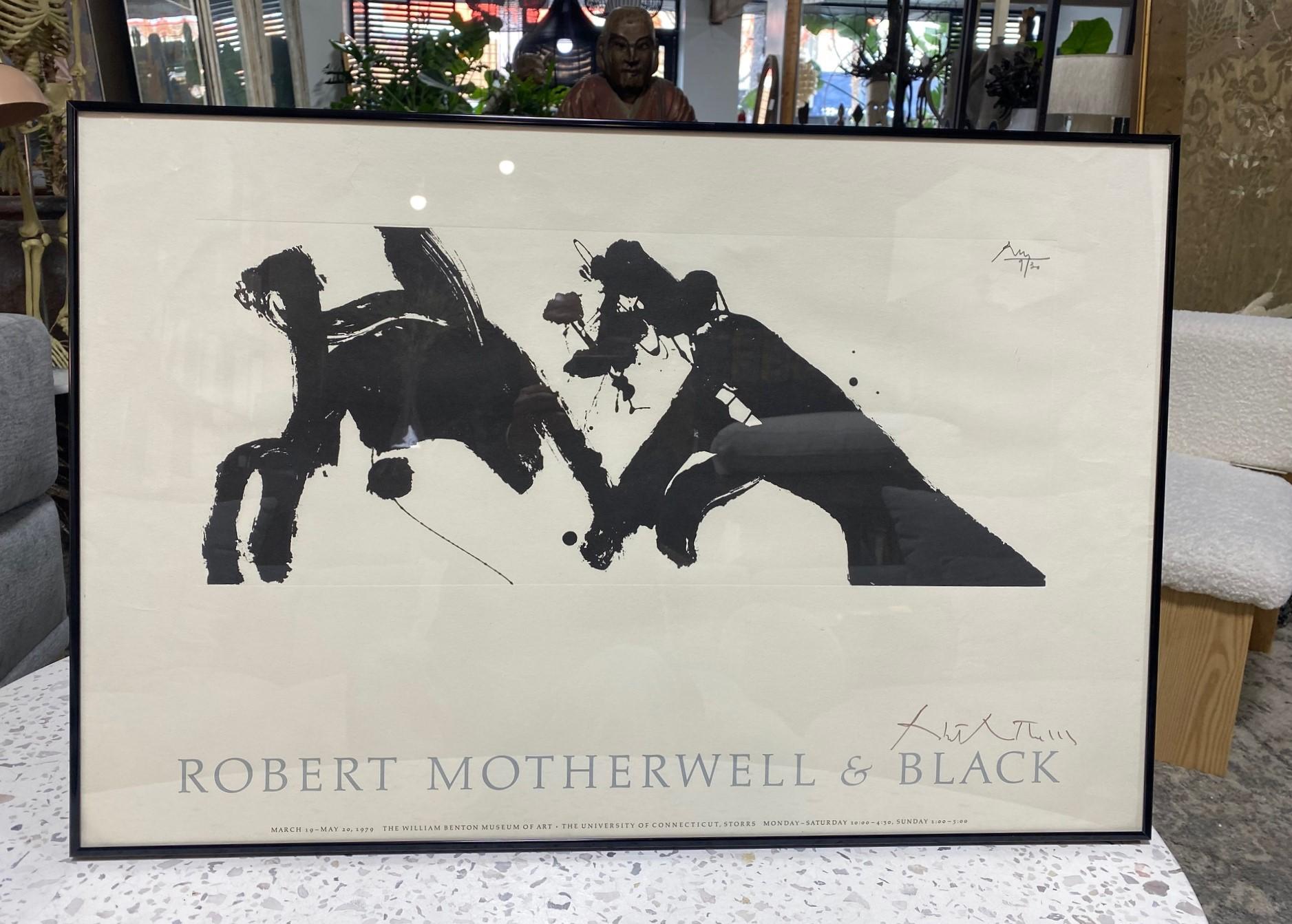 Magnifique affiche lithographique d'exposition du peintre expressionniste abstrait et maître graveur américain Robert Motherwell (1915-1991) intitulée 