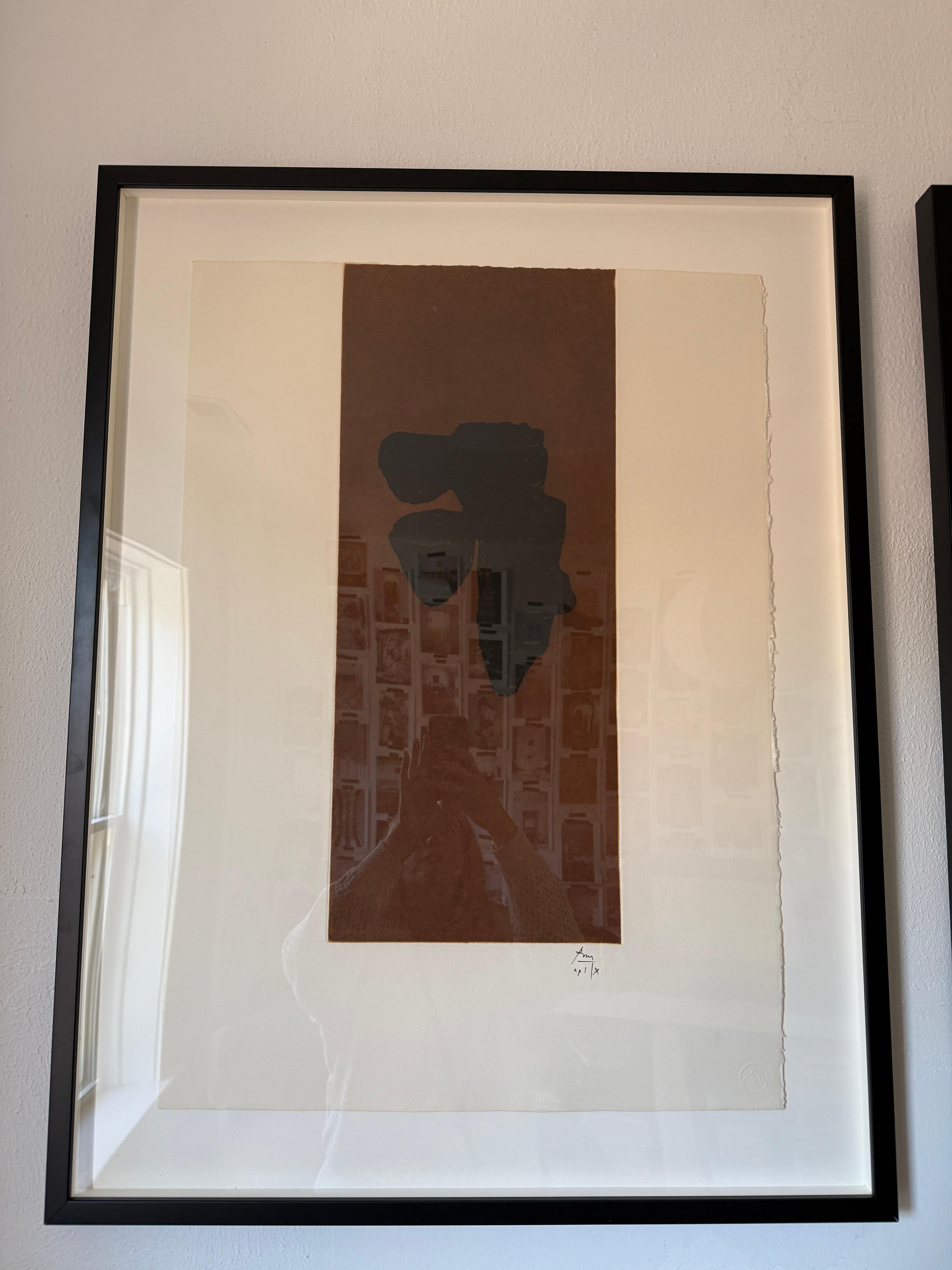  

ROBERT MOTHERWELL

Primal Sign III


Color aquatint and lift-ground etching on cream Whatman1979-80. 
Image size: 23 ¾ x9 3/4 inches, full margins. 
Signed and numbered ap I/X aside from edition of 60 in ink, lower margin. 
Printed by Catherine