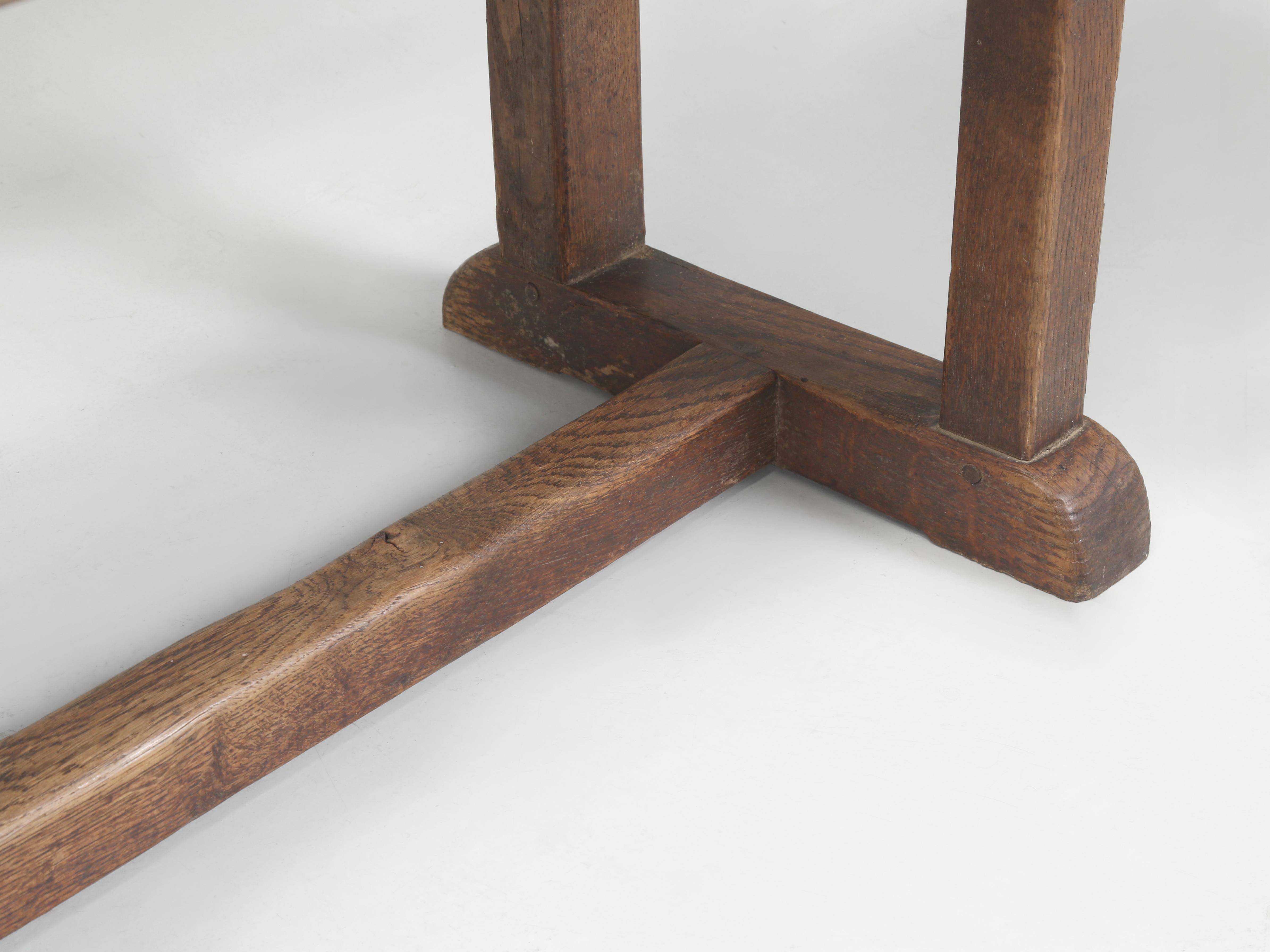 Robert Mouseman Thompson 1876-1955 Banco inglés con respaldo de riel de roble Asiento de tablón macizo en venta 6