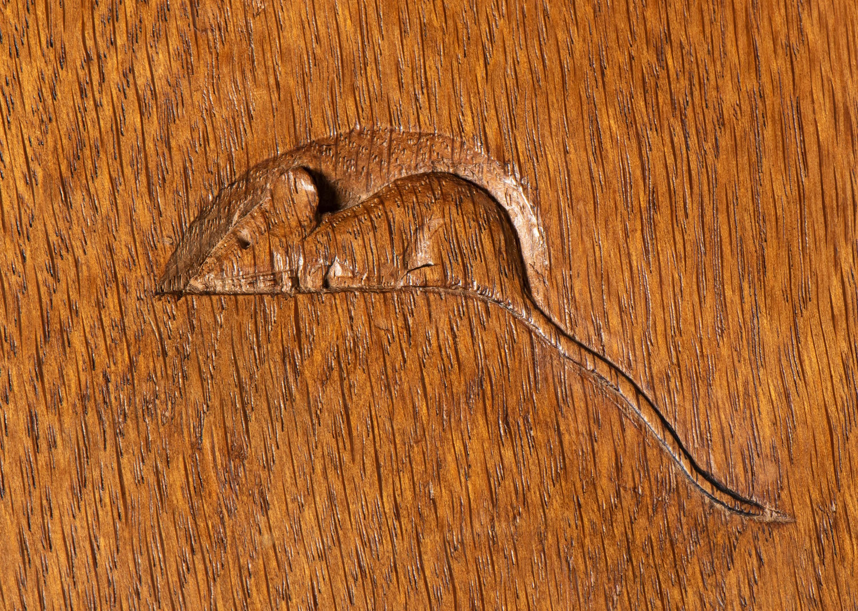 Britannique Robert Mouseman Thompson Oak Bookstand, Angleterre, vers 1947 en vente