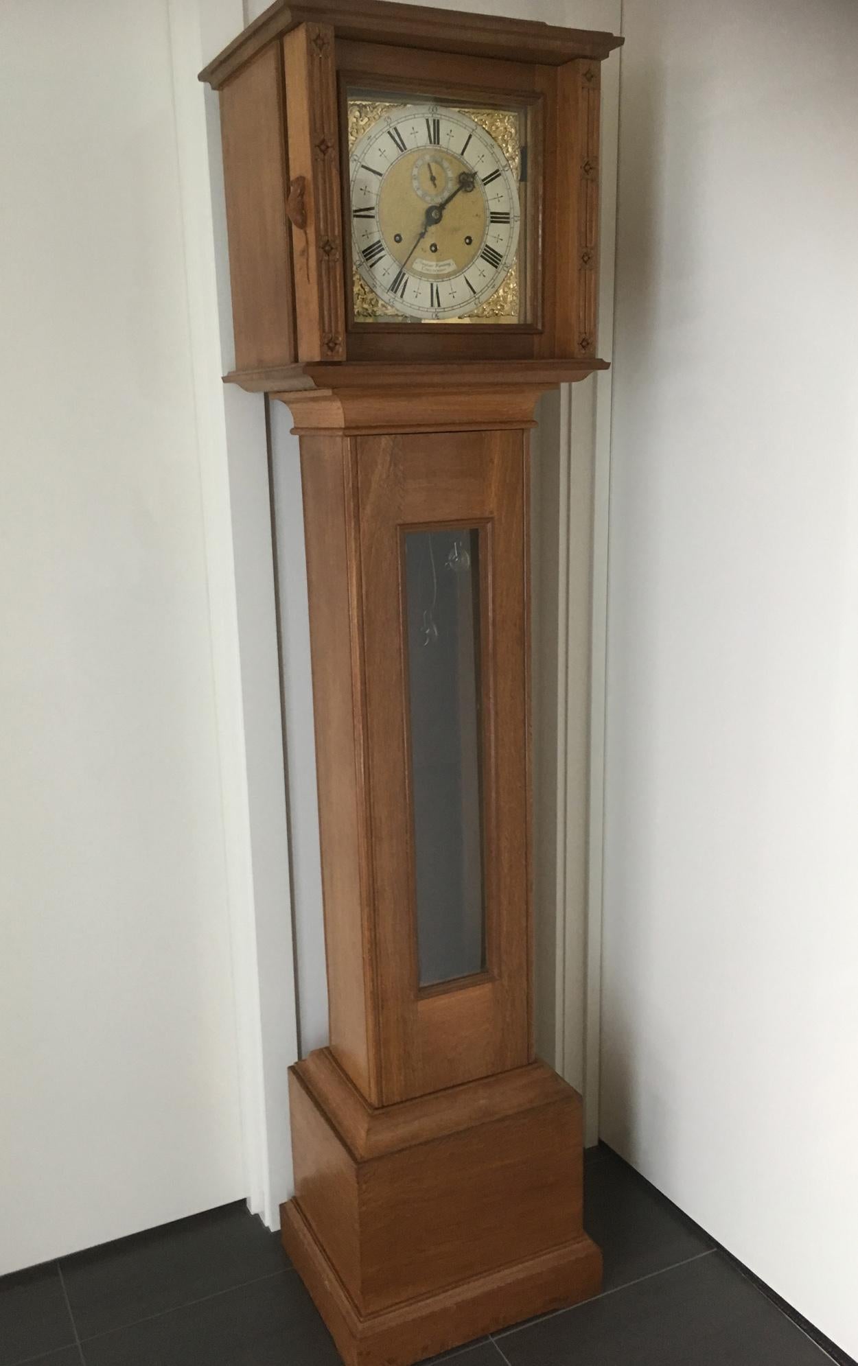 Robert Mouseman Thompson three train longcase clock, manufactured 1970s.

An extremely rare Robert Thompson three train longcase clock. Solid hand worked English oak case, three train movement by Sinclair Harding, Cheltenham.

These clocks were