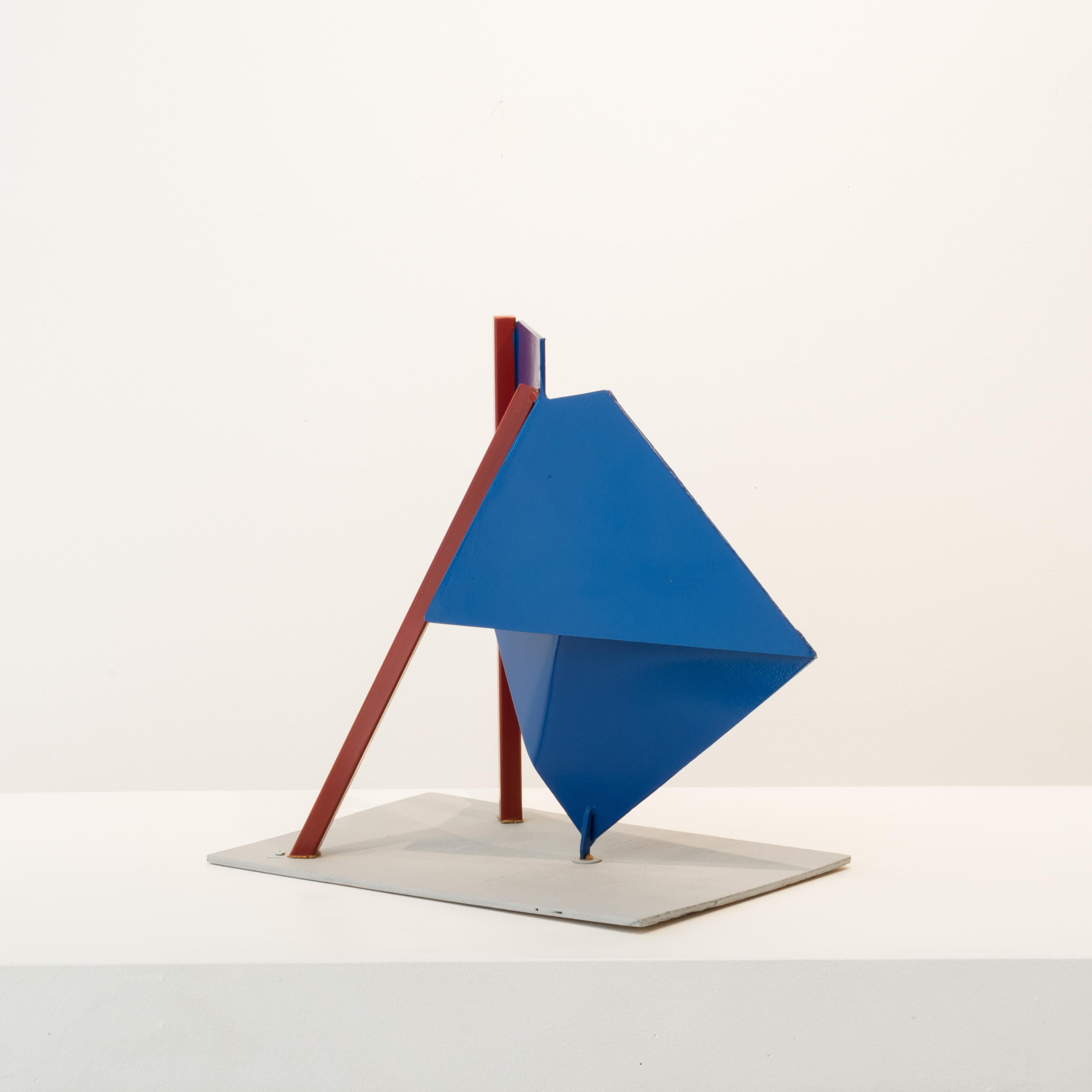 Lillooet, steel sculpture painted blue and red (maquette) - Sculpture by Robert Murray